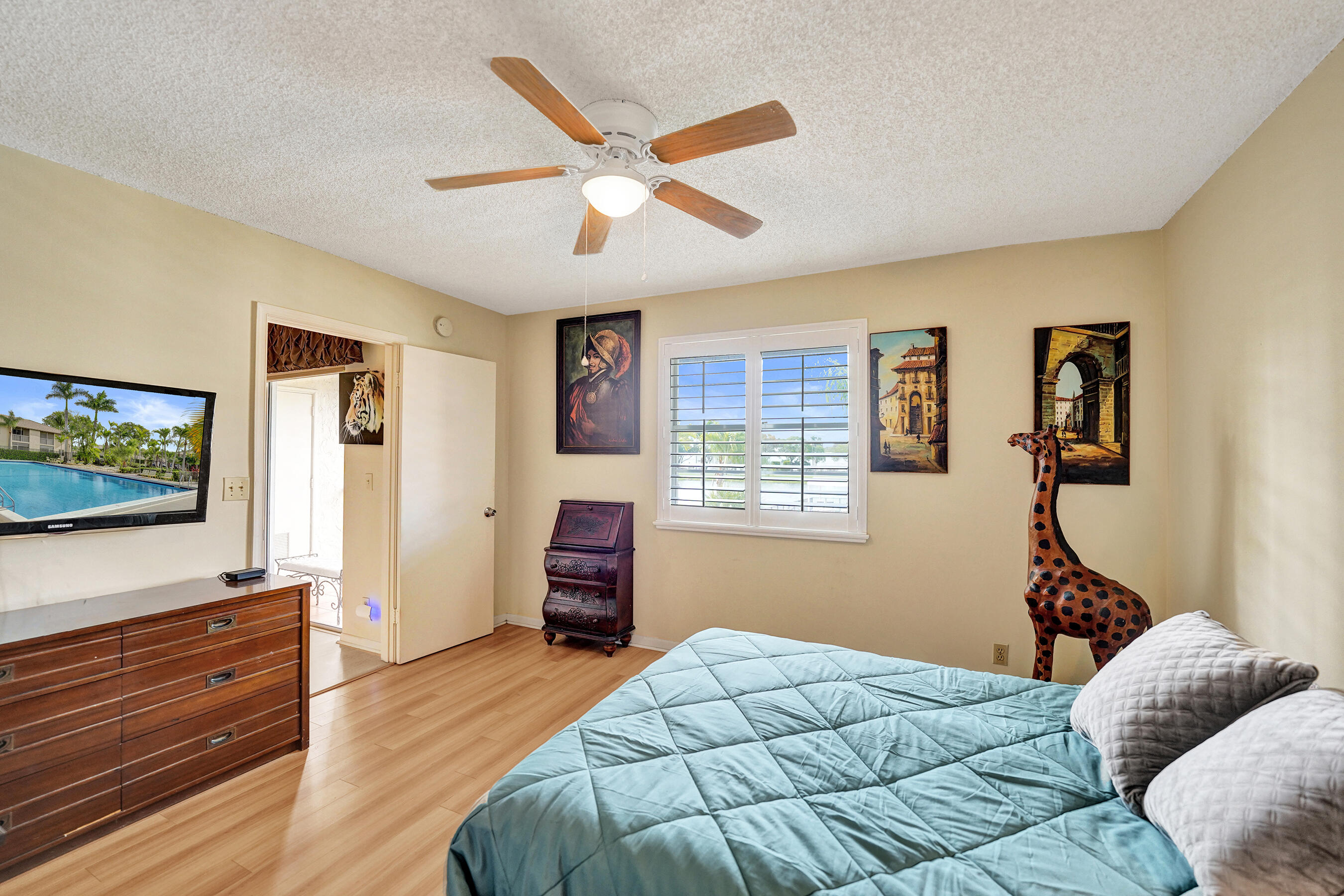 5531 Lakeside Drive 202 Property Photo 46