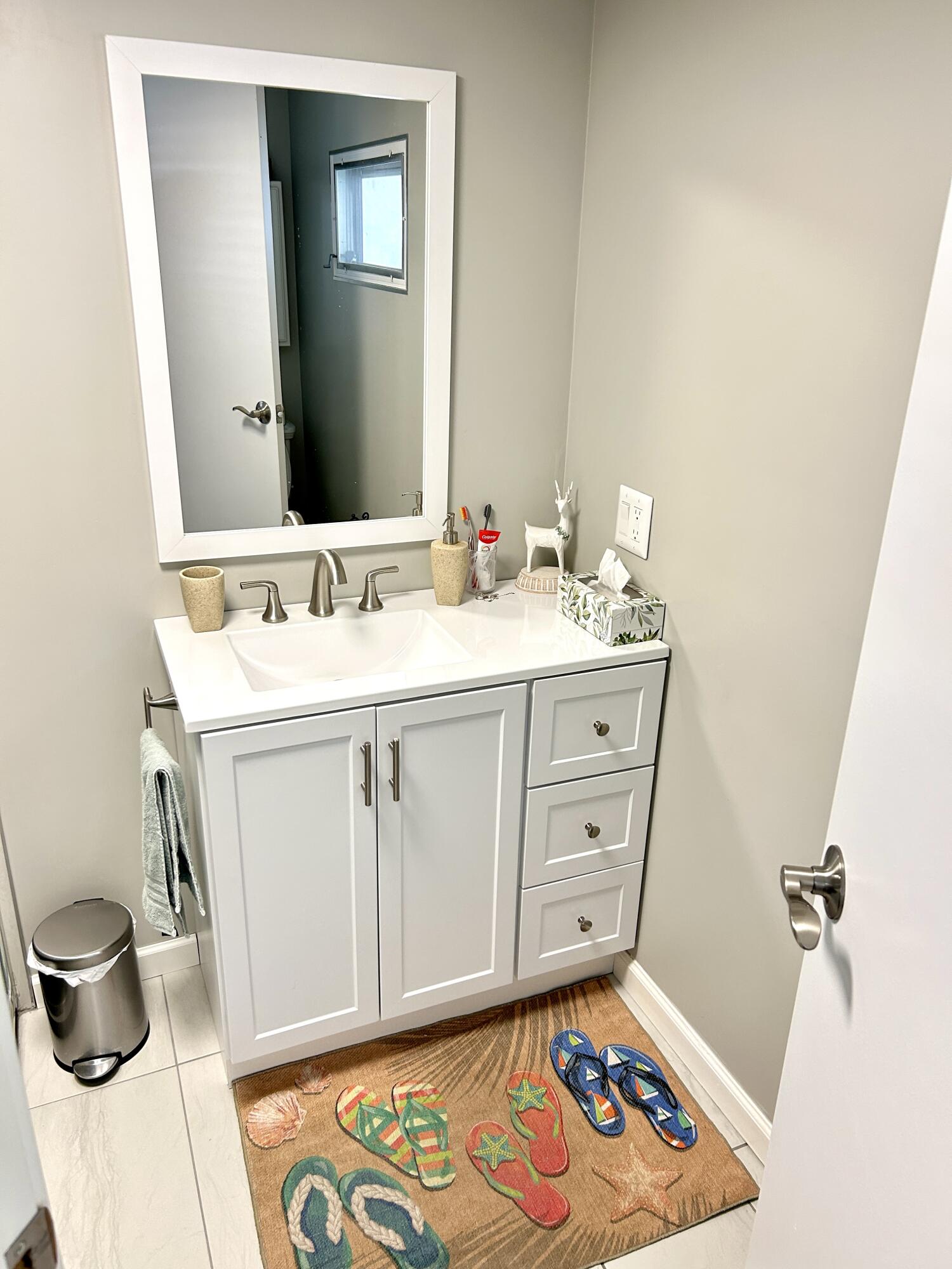 312 Hibiscus Drive Property Photo 12