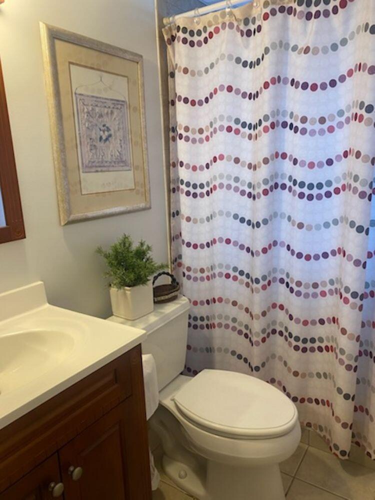 7817 Golf Cir Drive 210 Property Photo 8