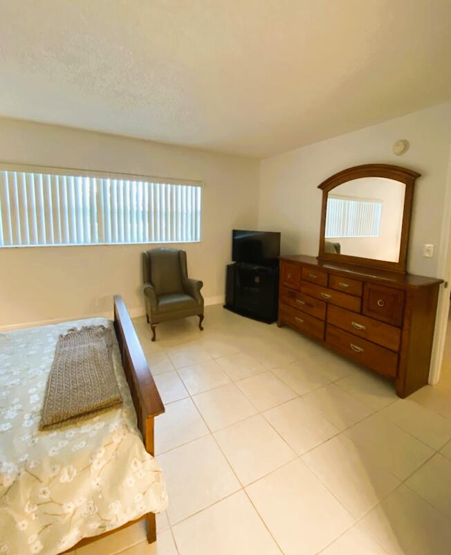 7817 Golf Cir Drive 210 Property Photo 16