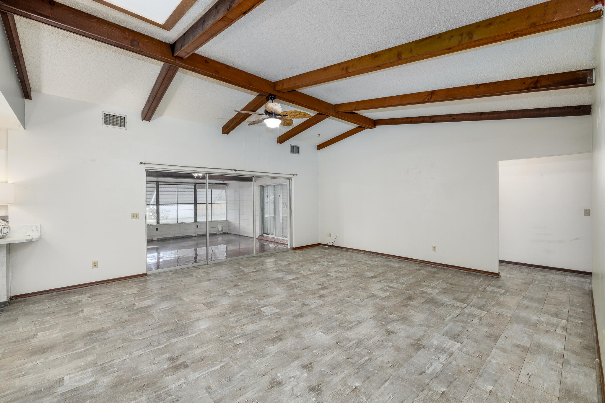 4262 S Centennial Avenue Property Photo 6