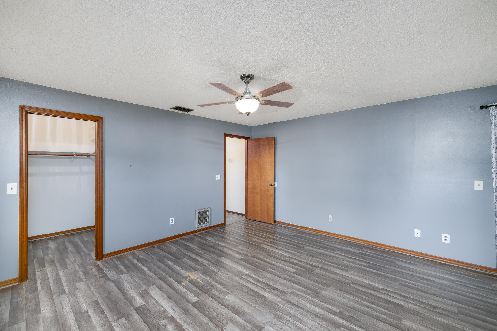 4262 S Centennial Avenue Property Photo 13