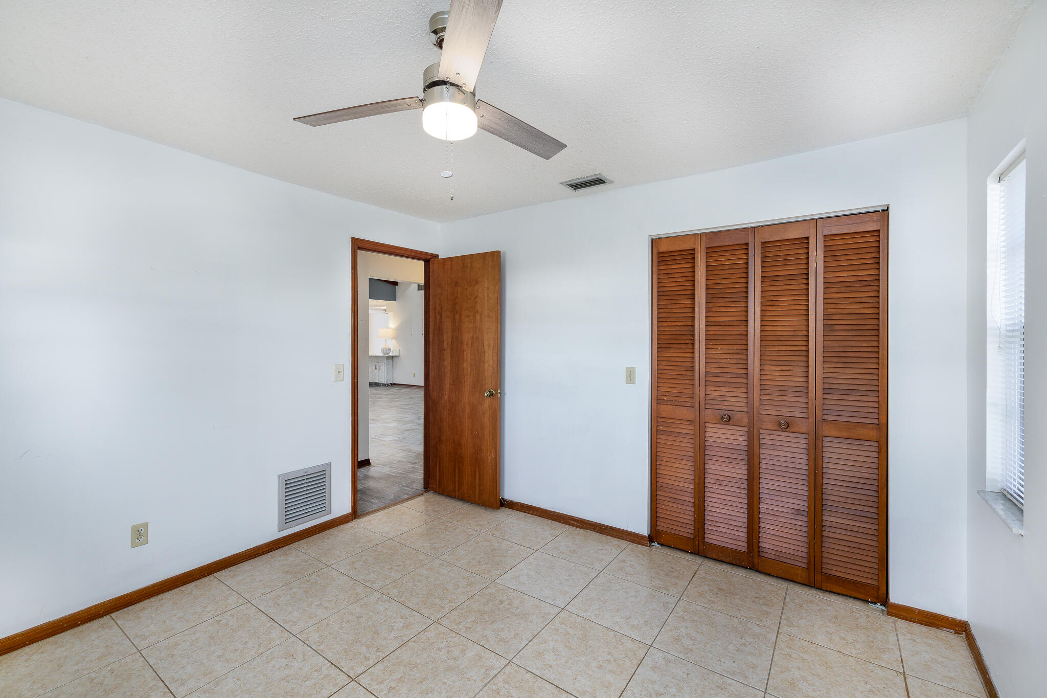 4262 S Centennial Avenue Property Photo 22