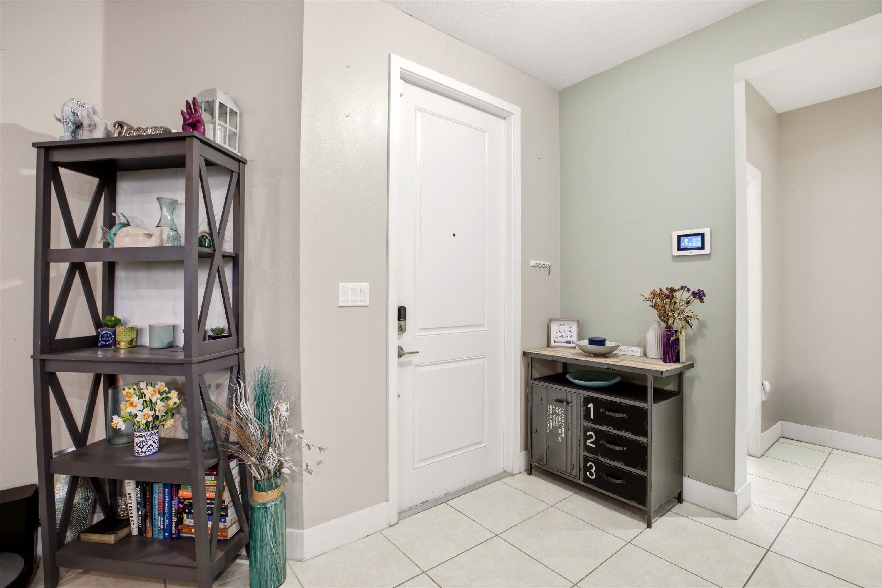 6026 Pine Tree Way 6026 Property Photo 9
