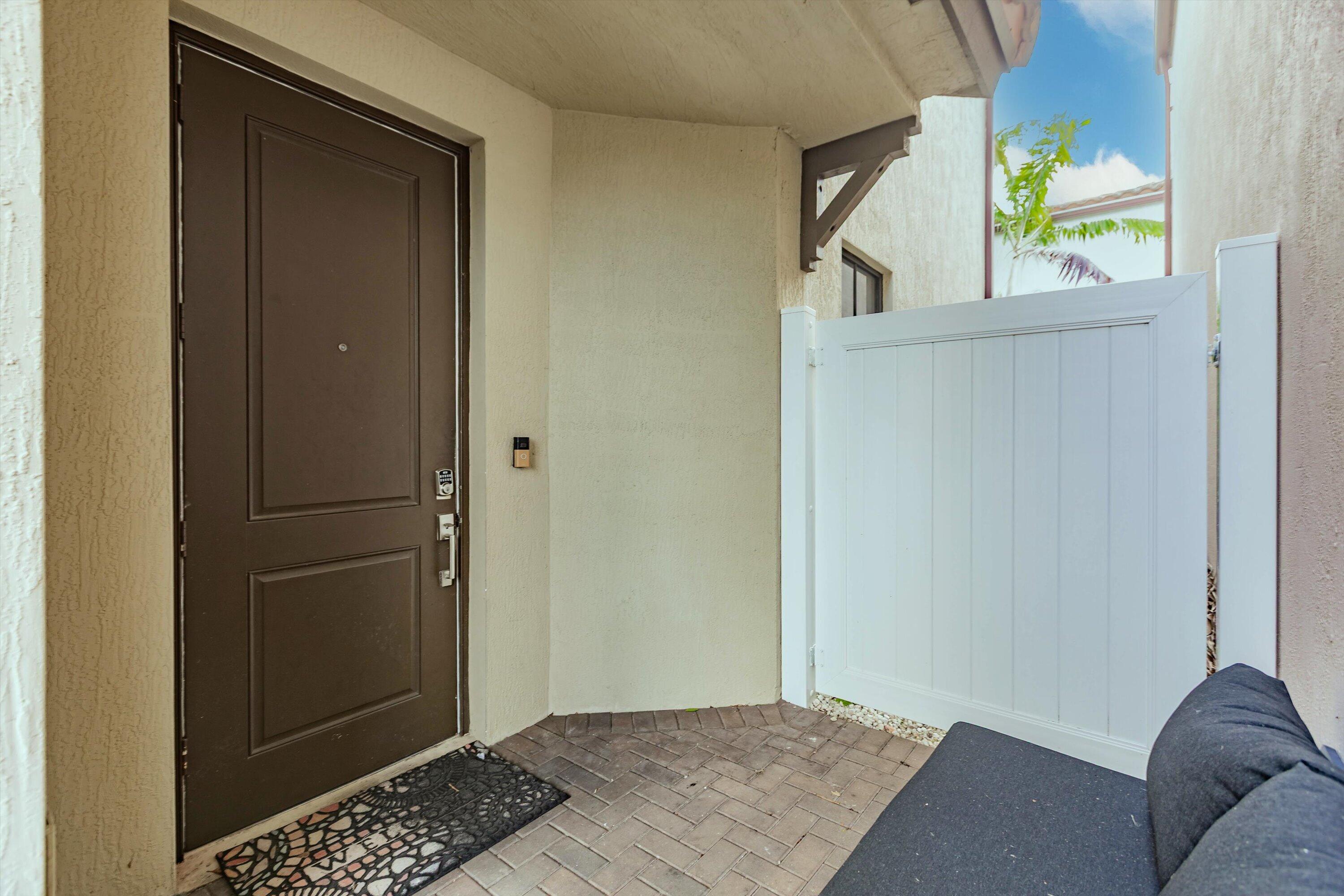 6026 Pine Tree Way 6026 Property Photo 10