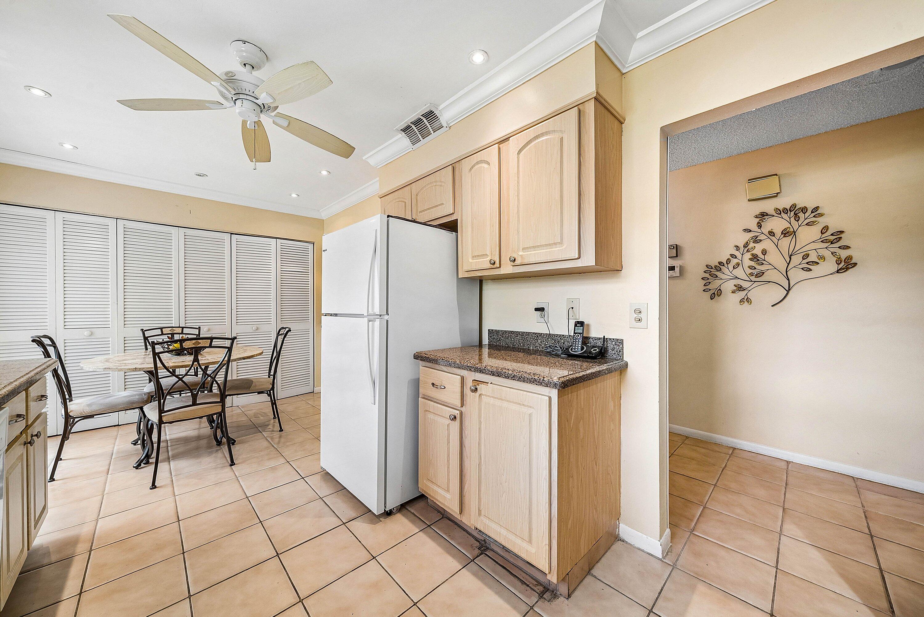 21875 Arriba Real 18b Property Photo 14