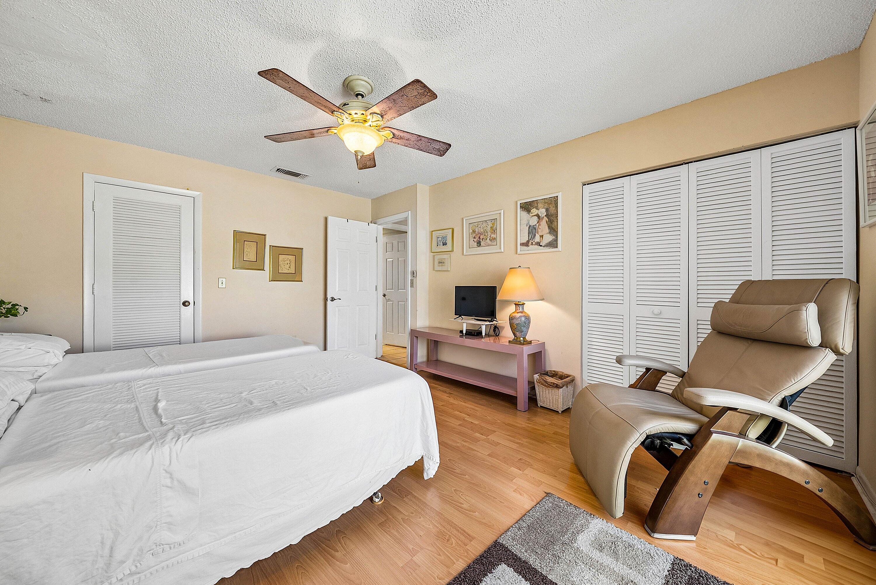 21875 Arriba Real 18b Property Photo 20