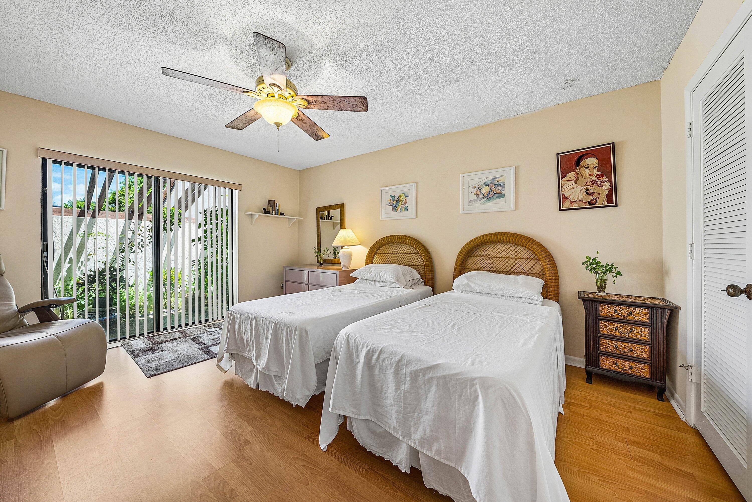 21875 Arriba Real 18b Property Photo 21
