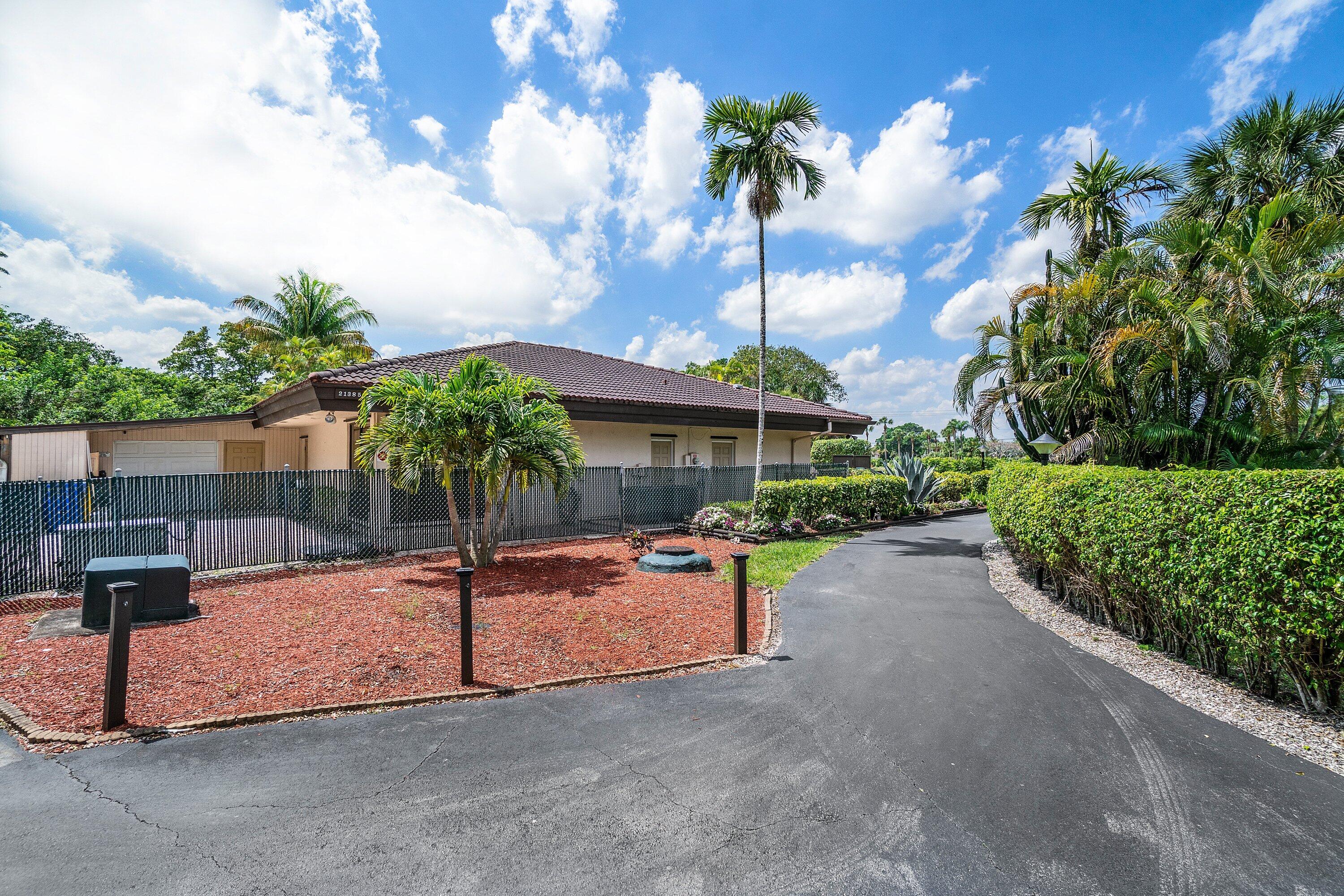 21875 Arriba Real 18b Property Photo 39