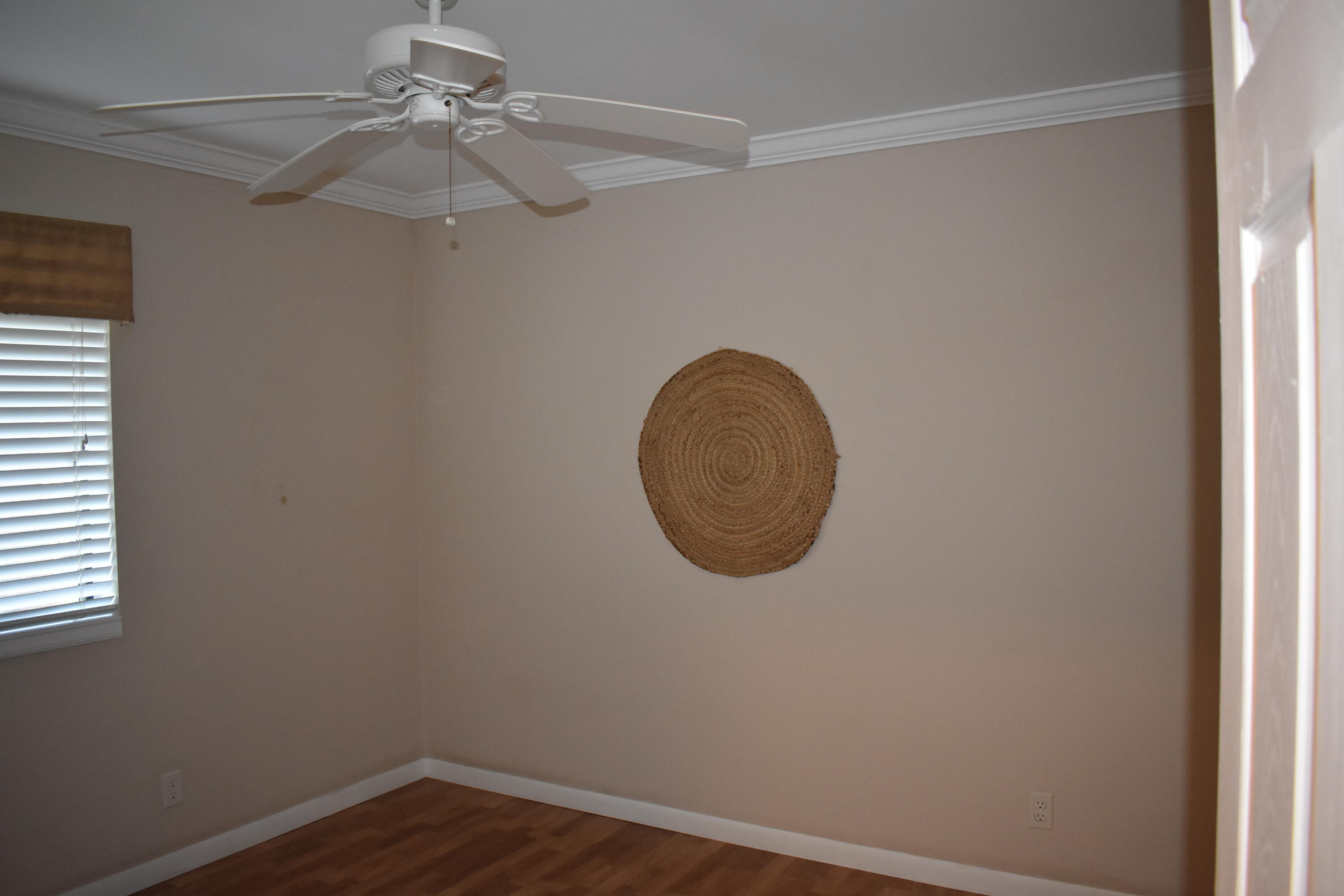 3374 Perimeter Drive Property Photo 4