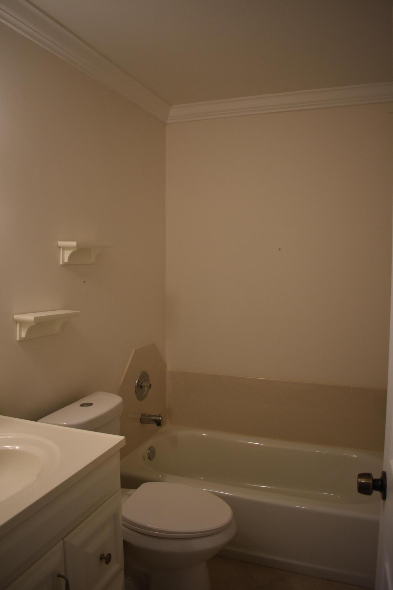 3374 Perimeter Drive Property Photo 5