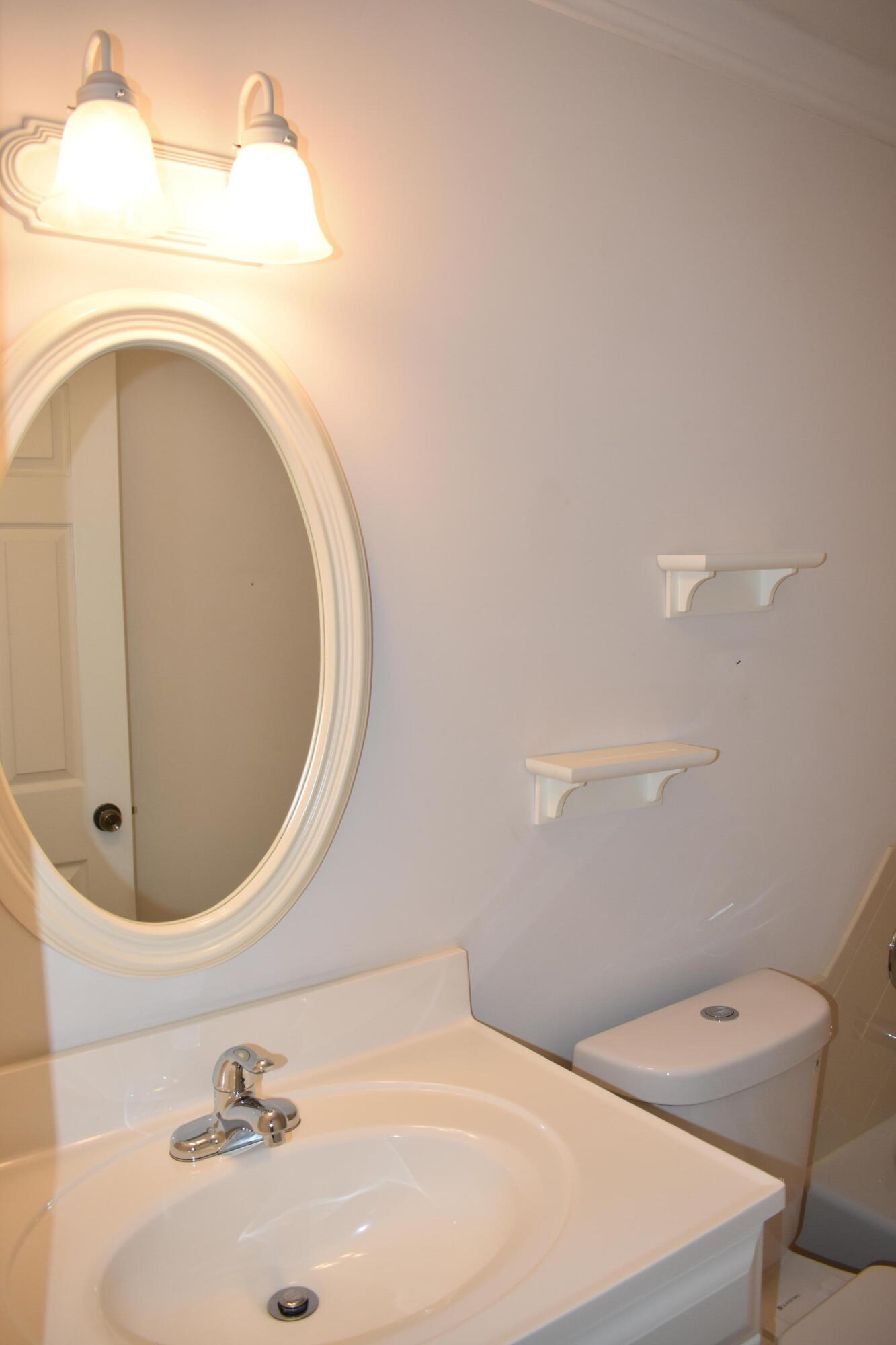 3374 Perimeter Drive Property Photo 6