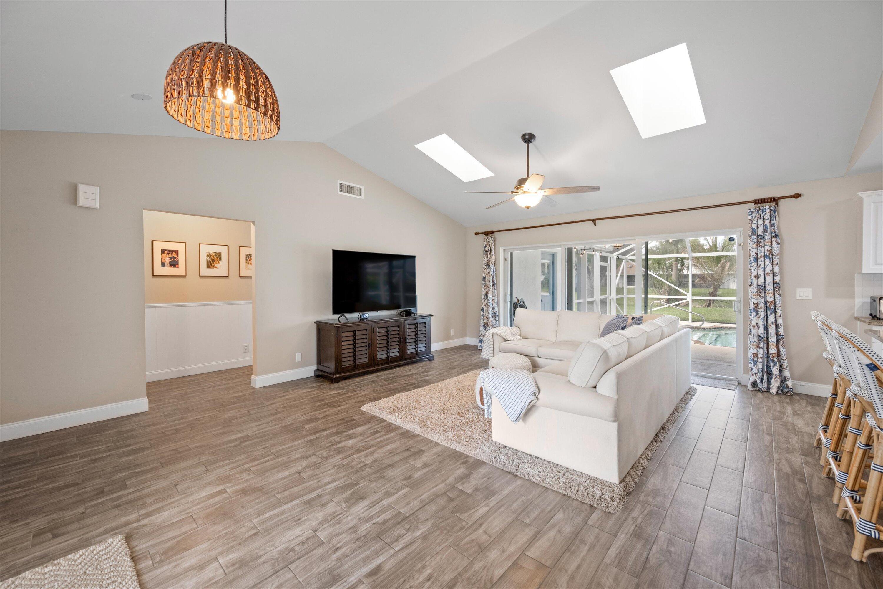 14160 Aster Avenue Property Photo 32