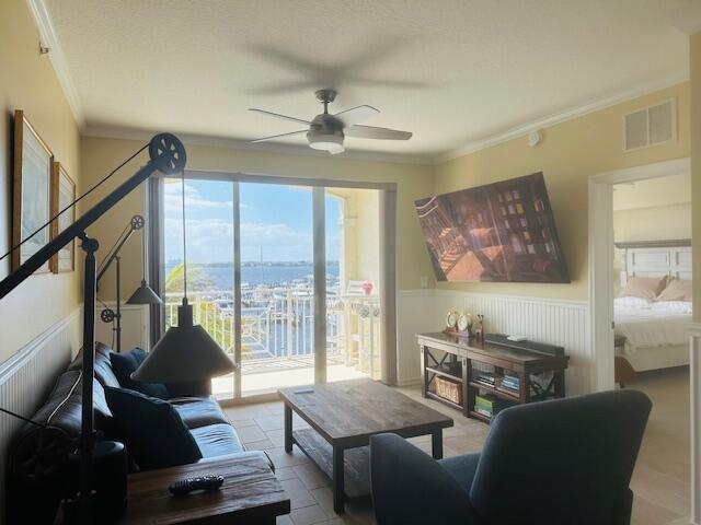 975 Nw Flagler Avenue 403 Property Photo 3