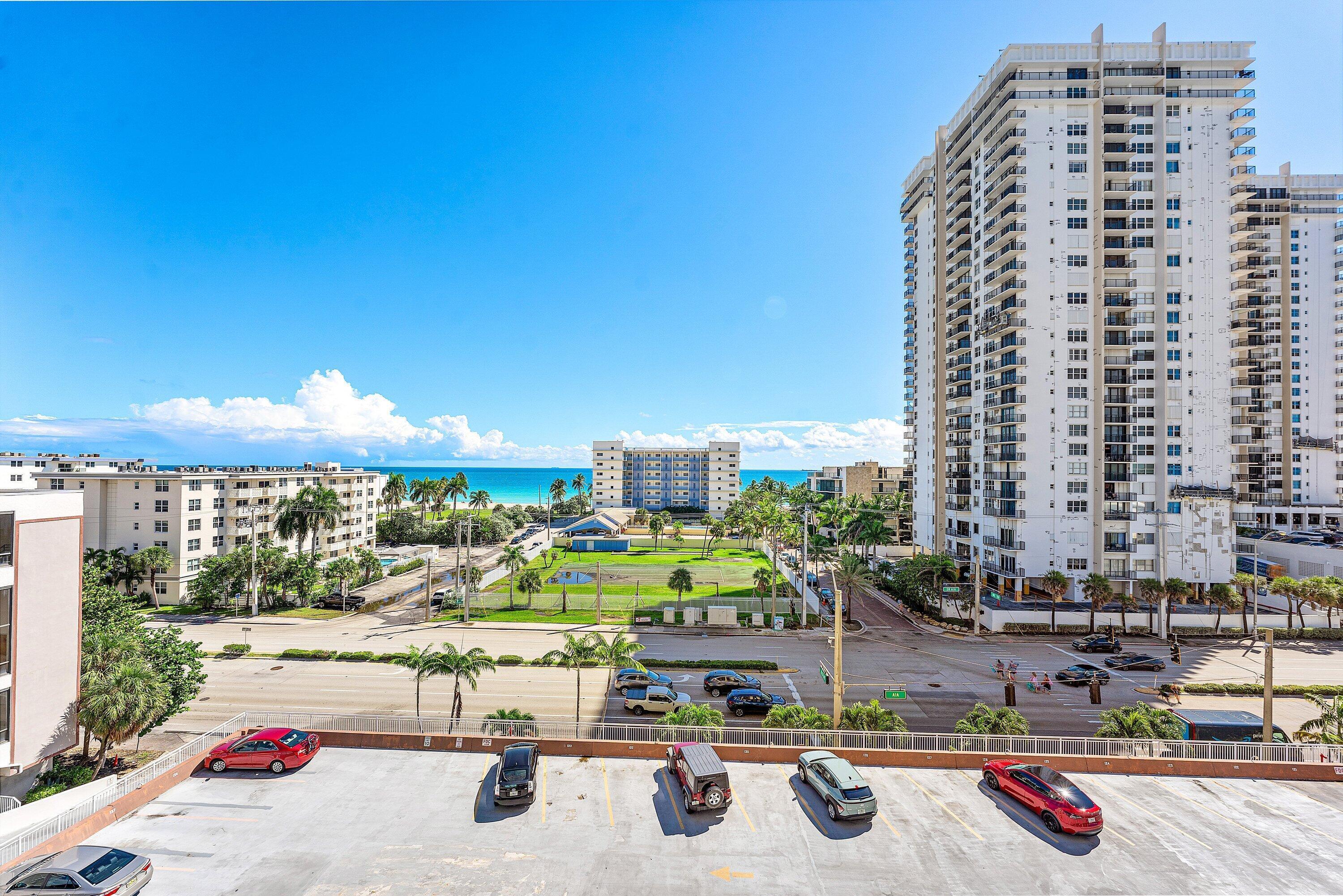 1600 S Ocean Drive 7h Property Photo 24