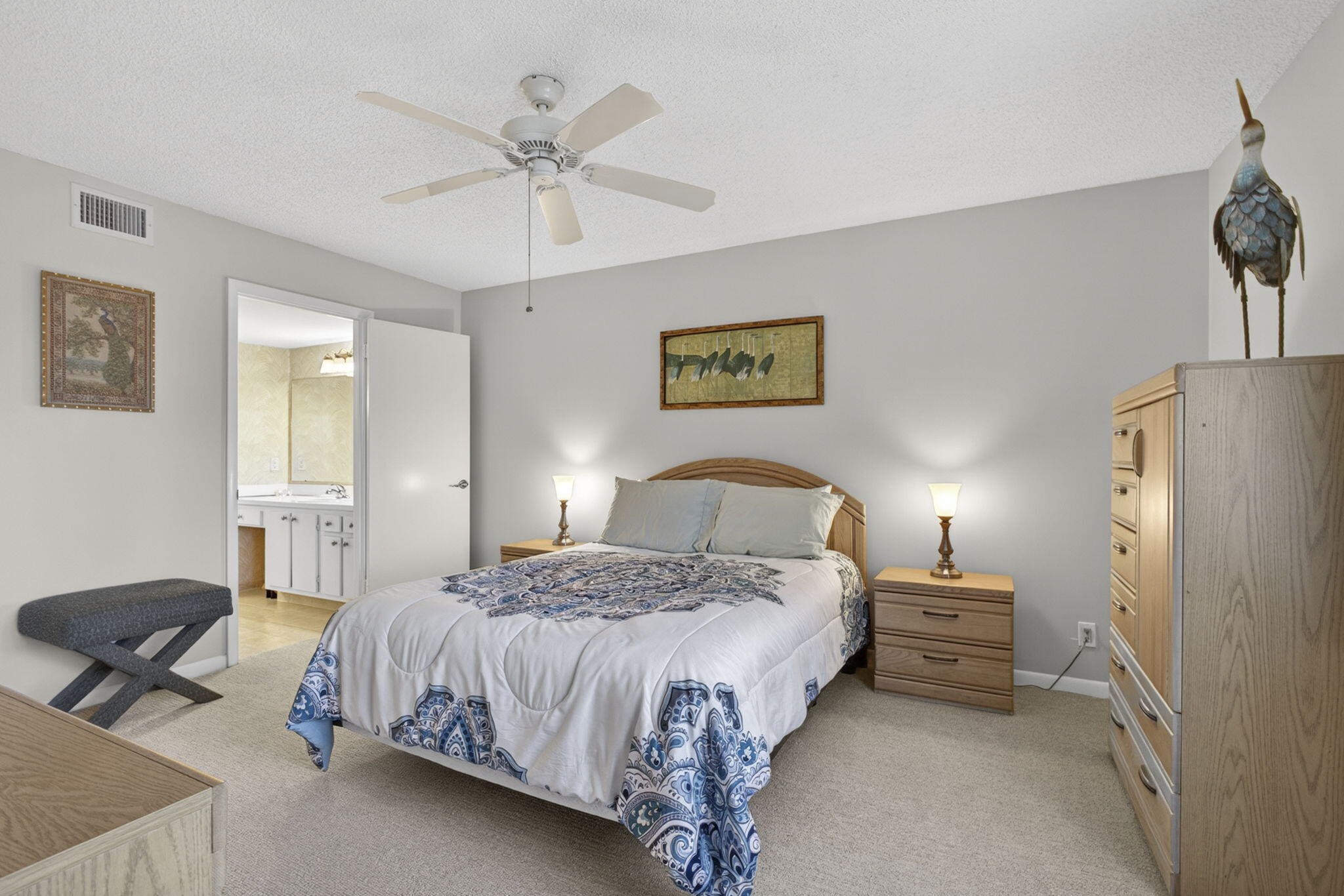 301 Pine Ridge Circle B-2 Property Photo 14