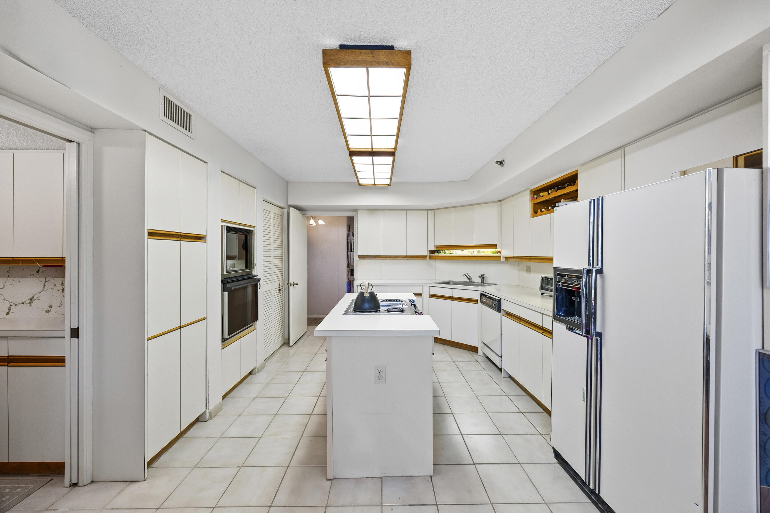 7209 Promenade Drive 101 Property Photo 10