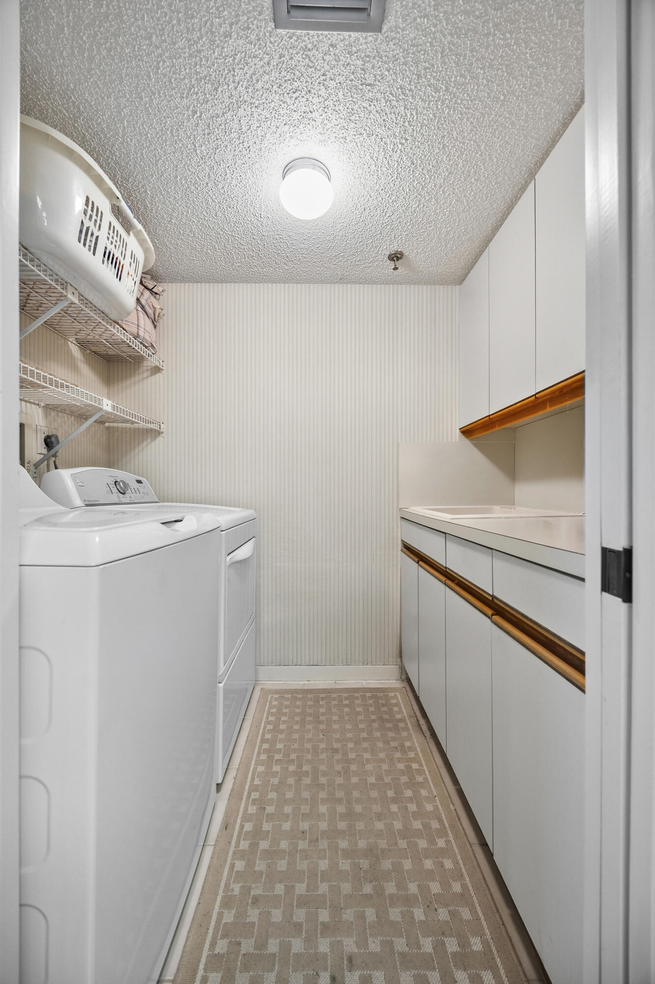 7209 Promenade Drive 101 Property Photo 15
