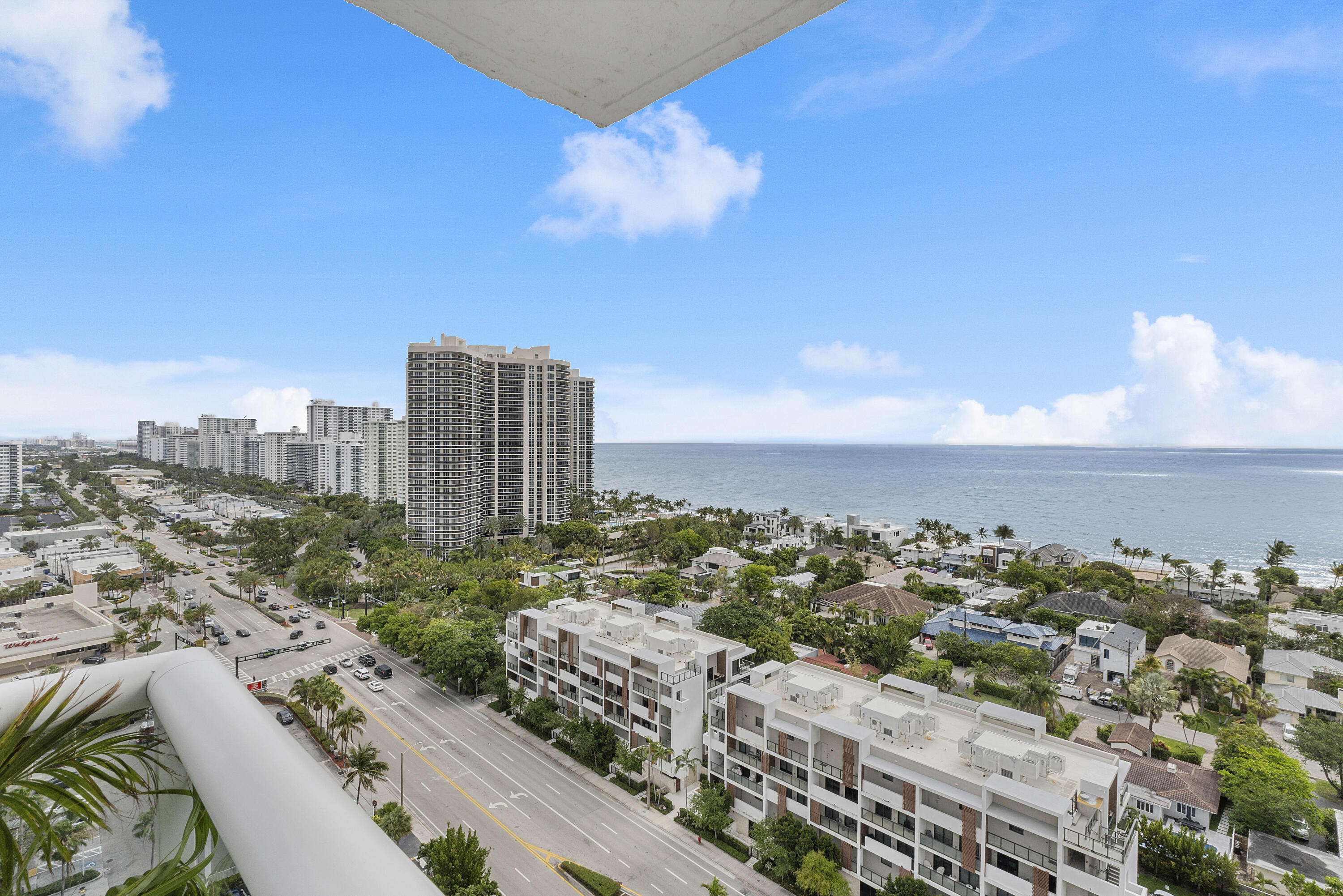3015 N Ocean Boulevard 19f Property Photo 25
