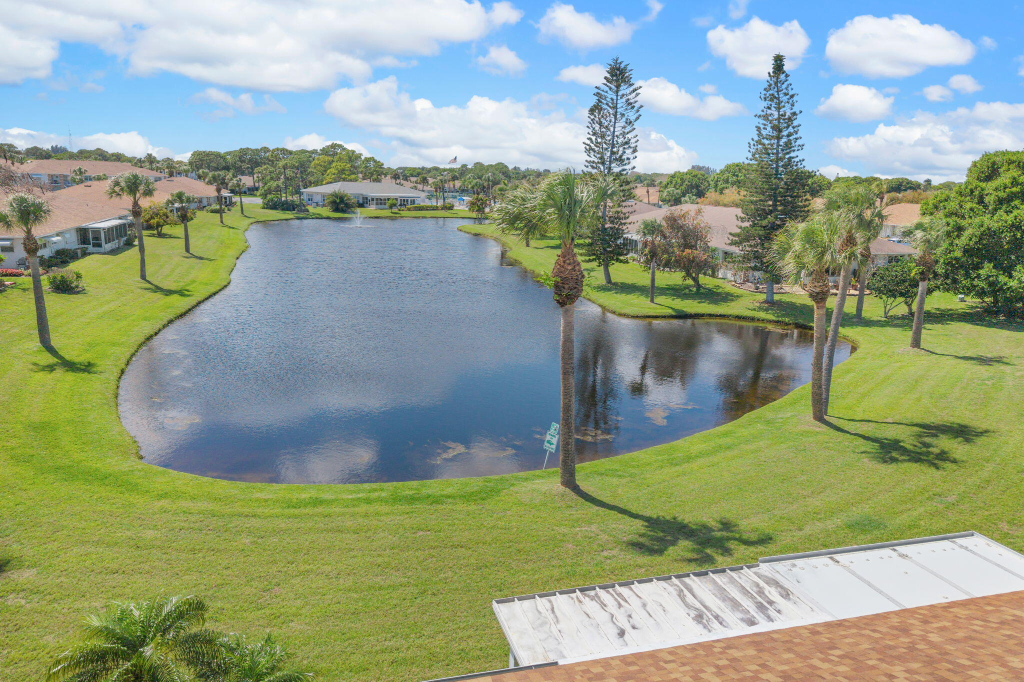 945 Savannas Point Drive B Property Photo 3