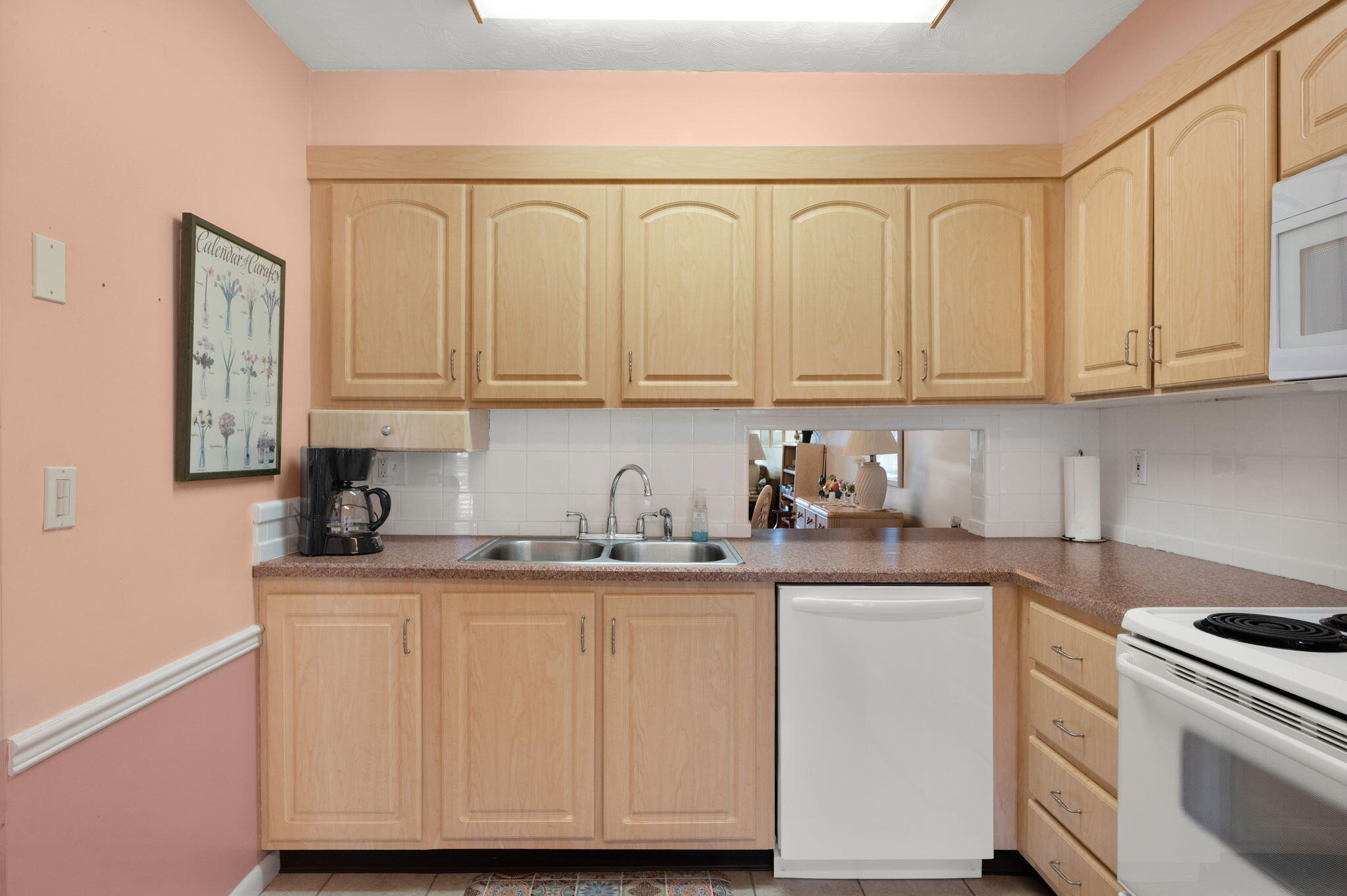 945 Savannas Point Drive B Property Photo 6