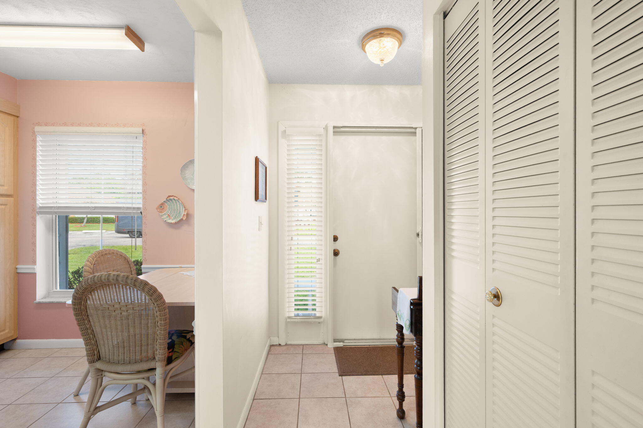 945 Savannas Point Drive B Property Photo 7