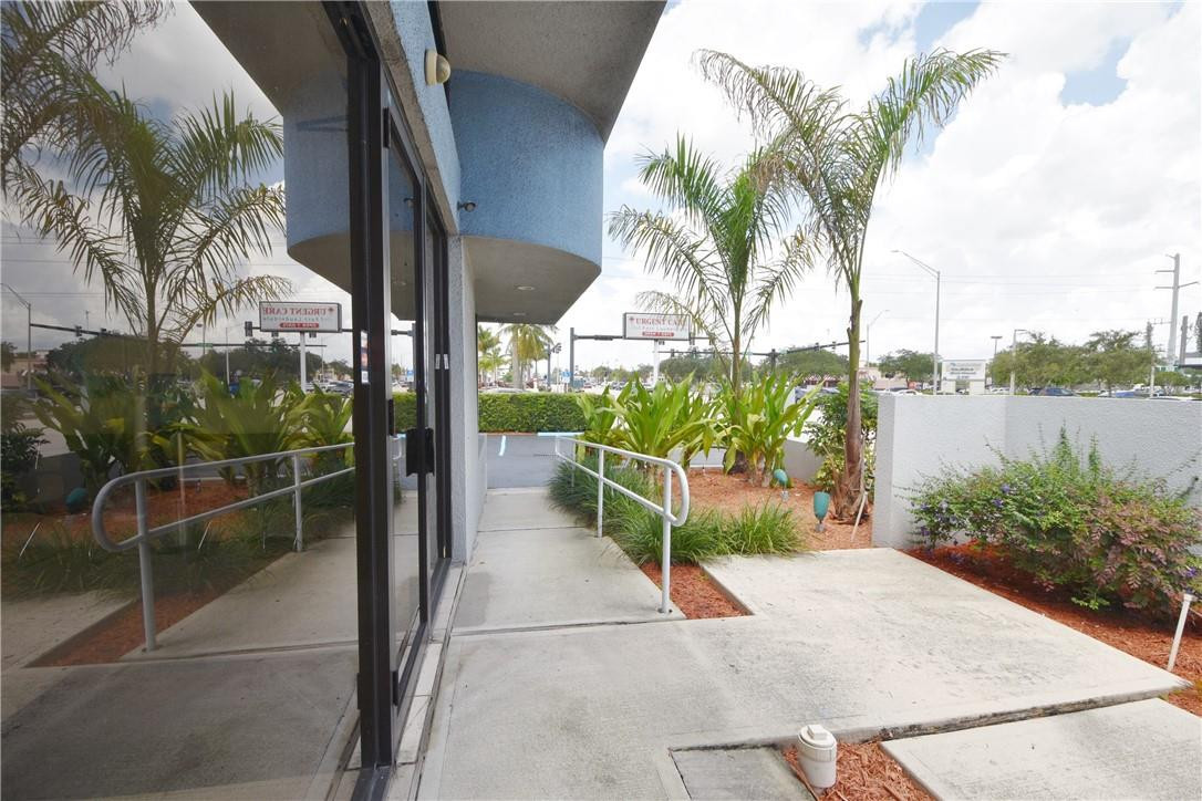 1820 E Commercial Boulevard Property Photo 24