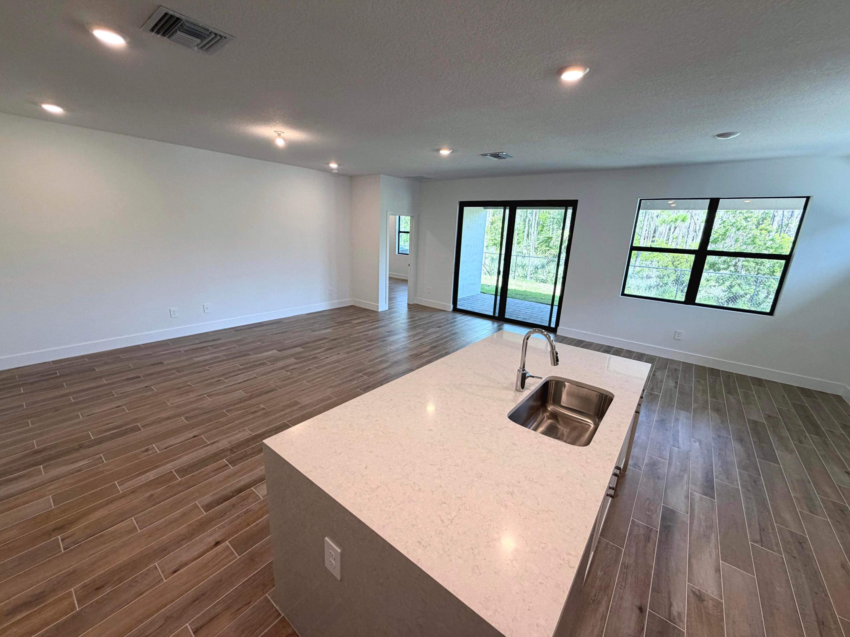6550 Se Park Trace Drive Property Photo 10