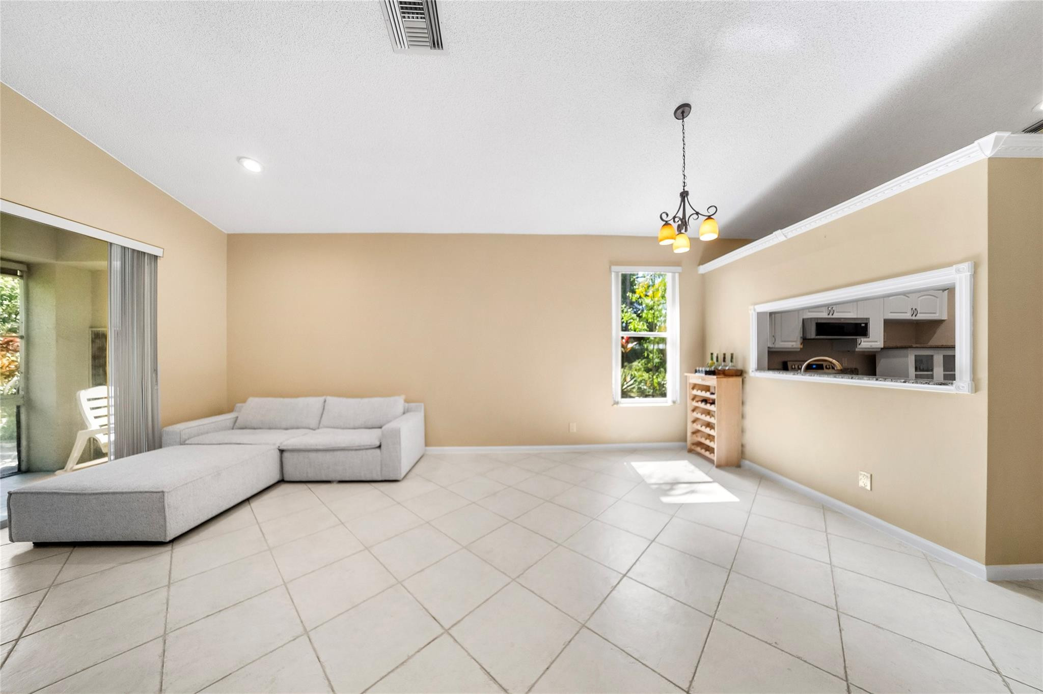 5021 S La Sedona Circle Property Photo 6
