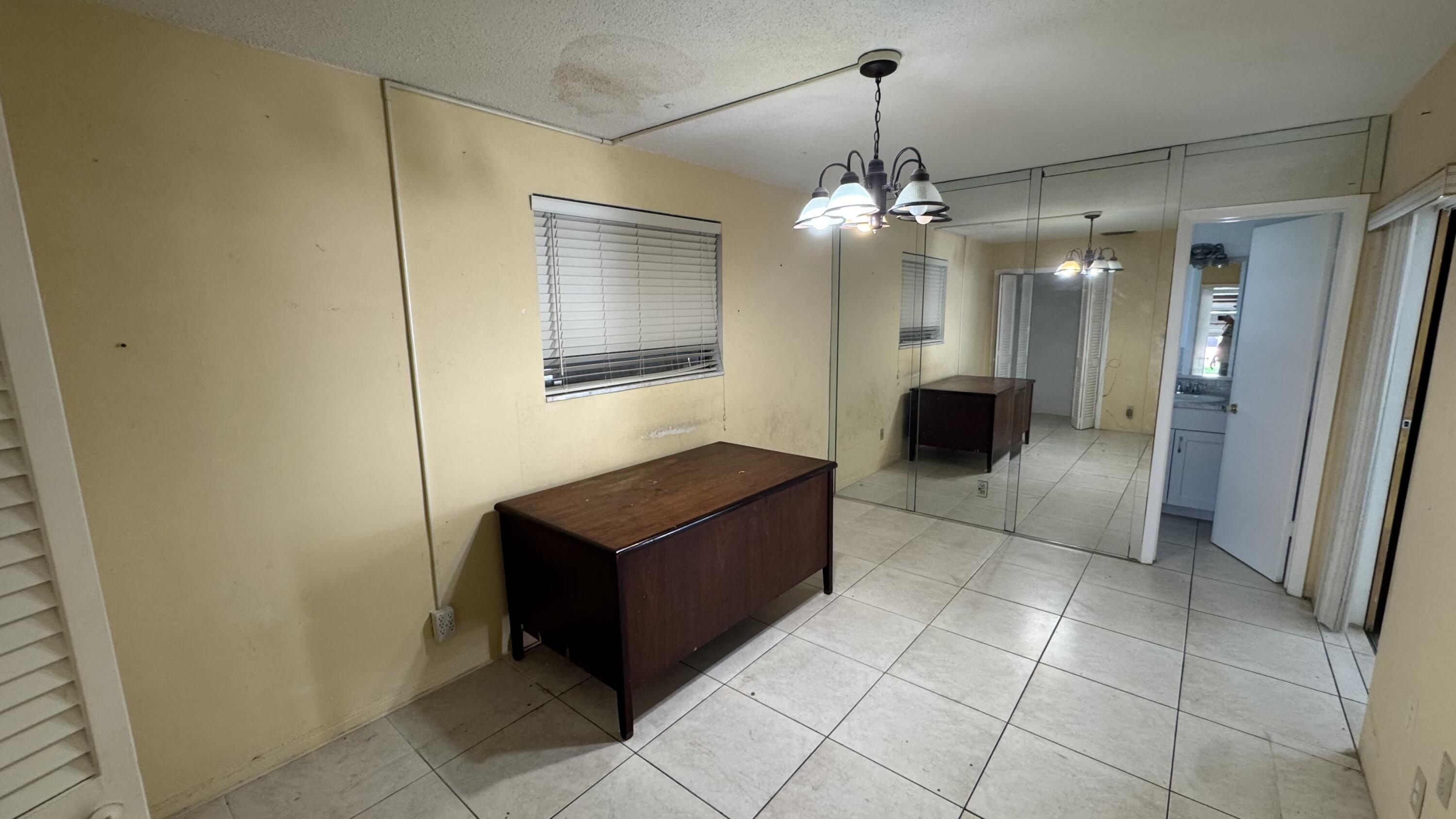 5401 W Park Road Property Photo 12
