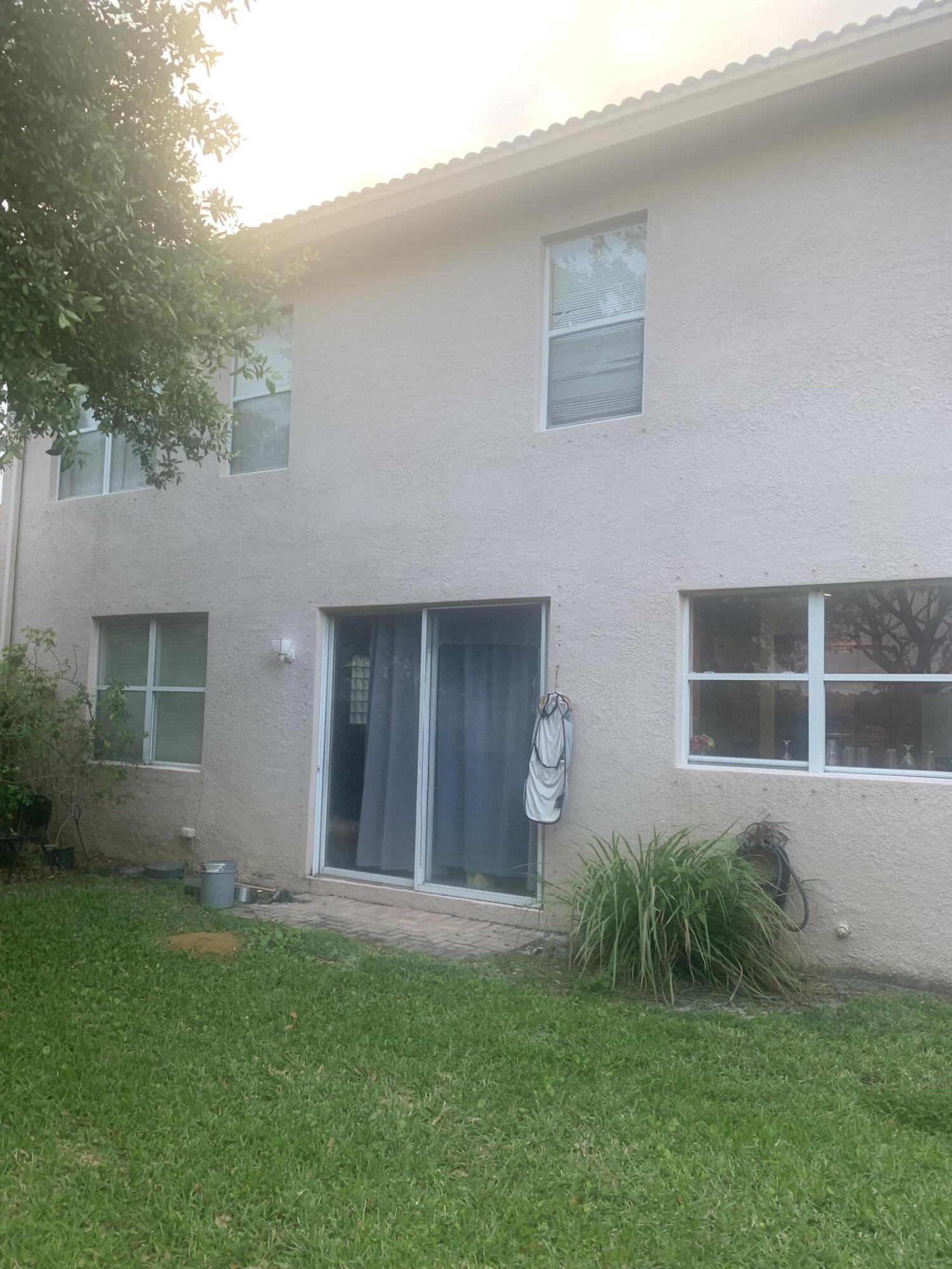 433 Gazetta Way Property Photo 20