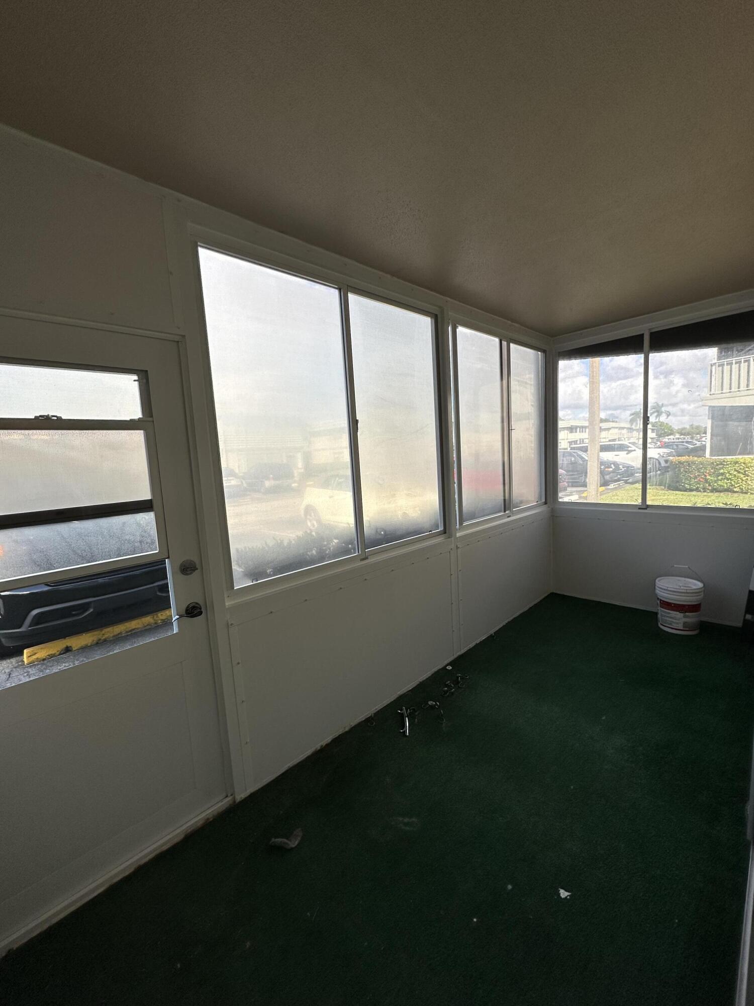 50 Monaco B Property Photo 12