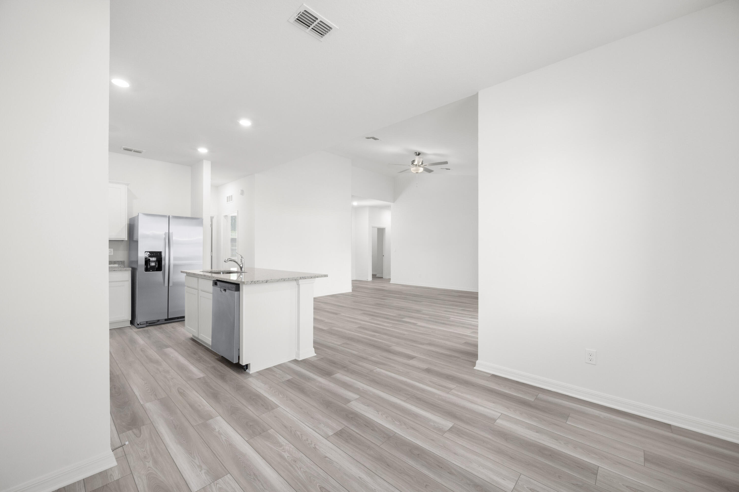 7945 105th Court Property Photo 17