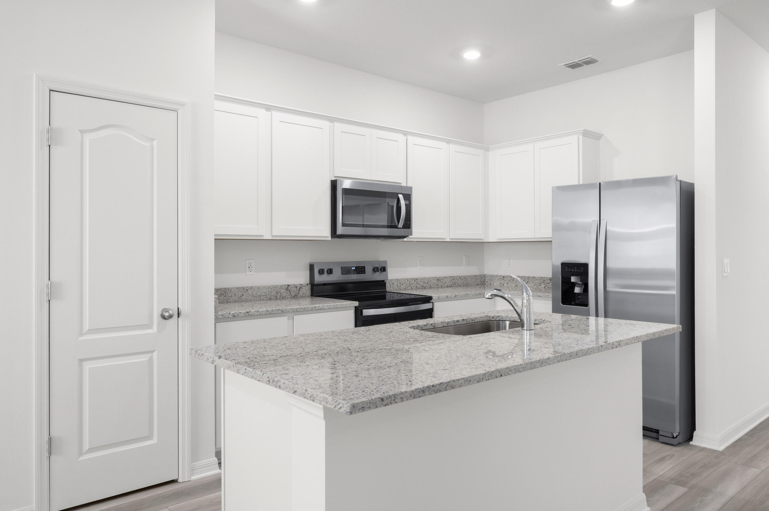 7945 105th Court Property Photo 18