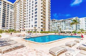 1900 S Ocean Boulevard 8l Property Photo 17