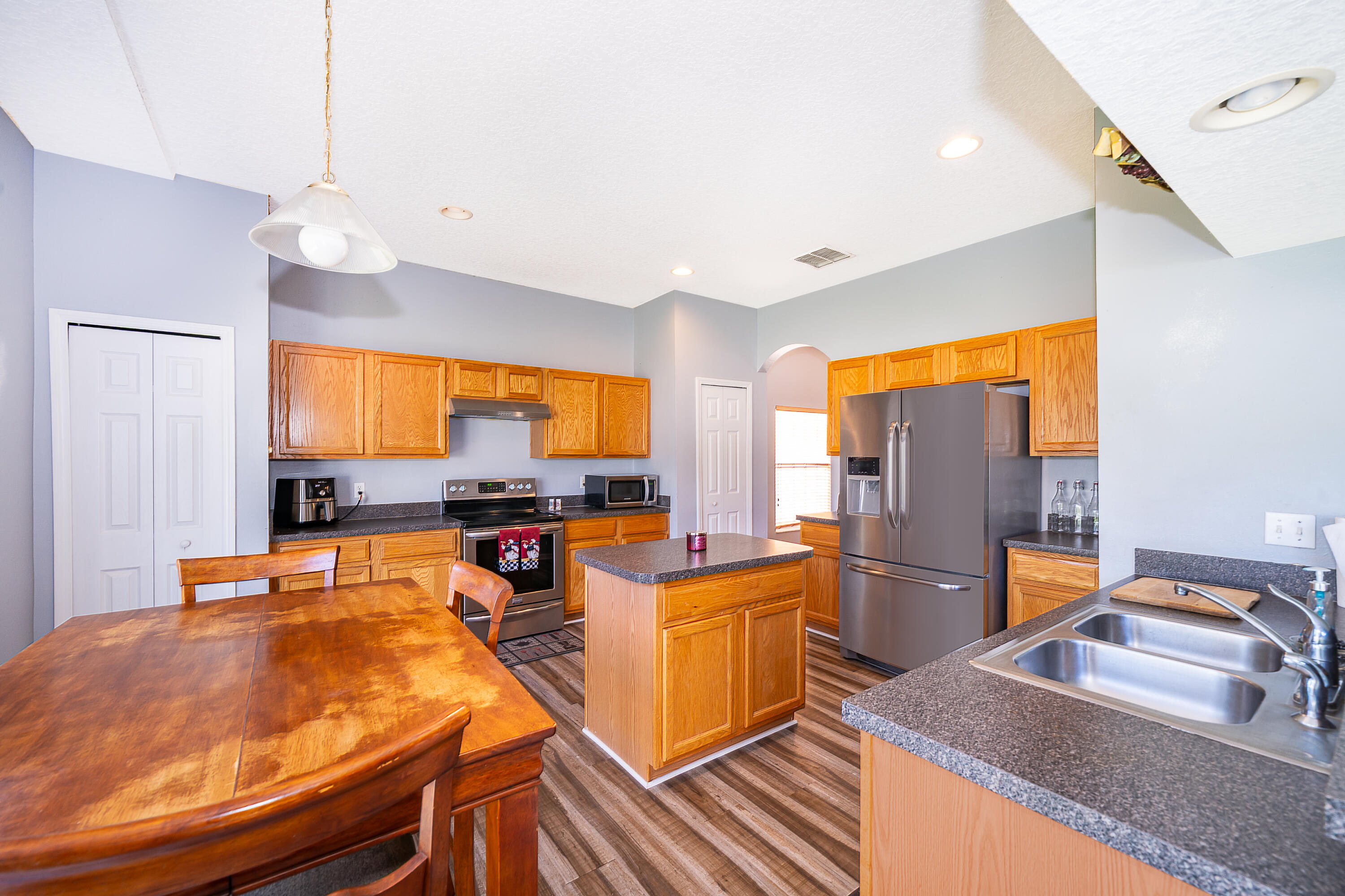 2591 Dover Glen Circle Property Photo 12
