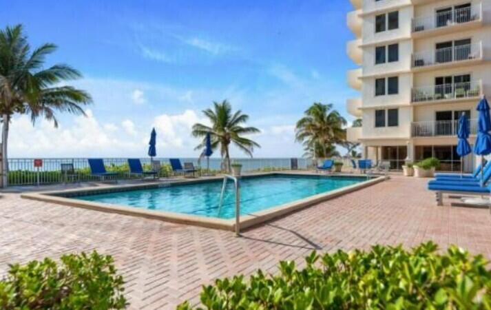 3215 S Ocean Boulevard 508 Property Photo 24