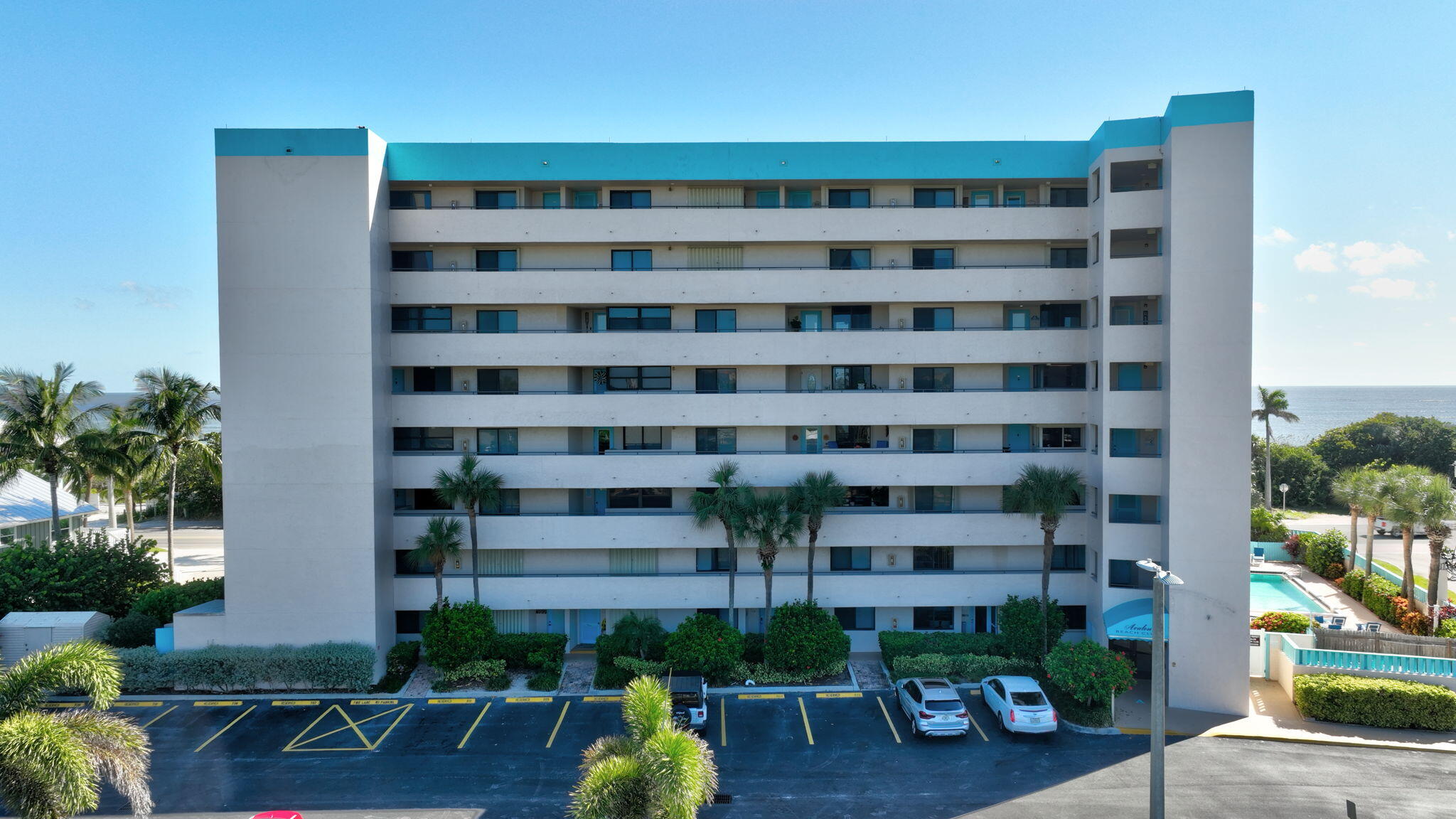 355 S Ocean Drive 602 Property Photo 6