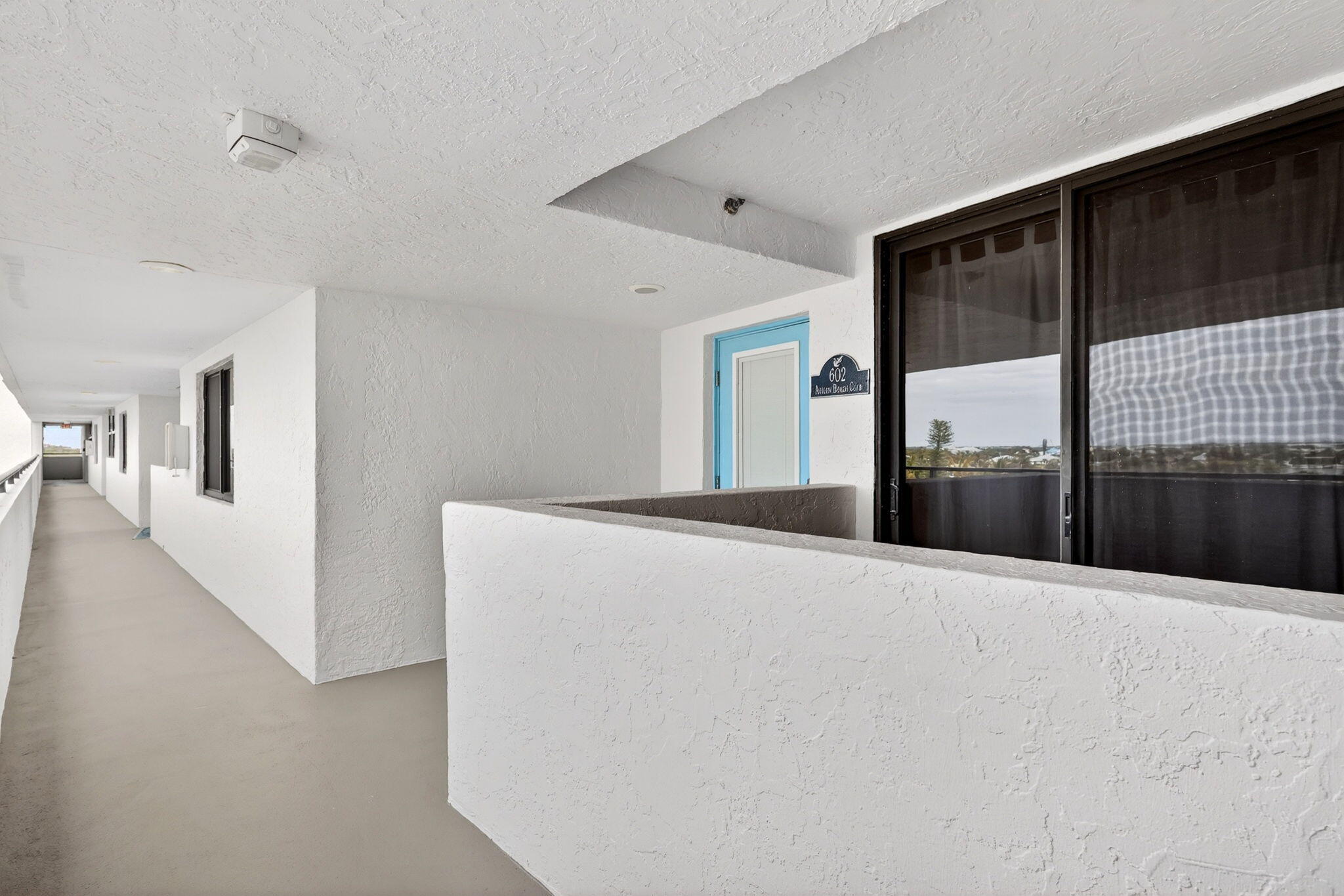 355 S Ocean Drive 602 Property Photo 8
