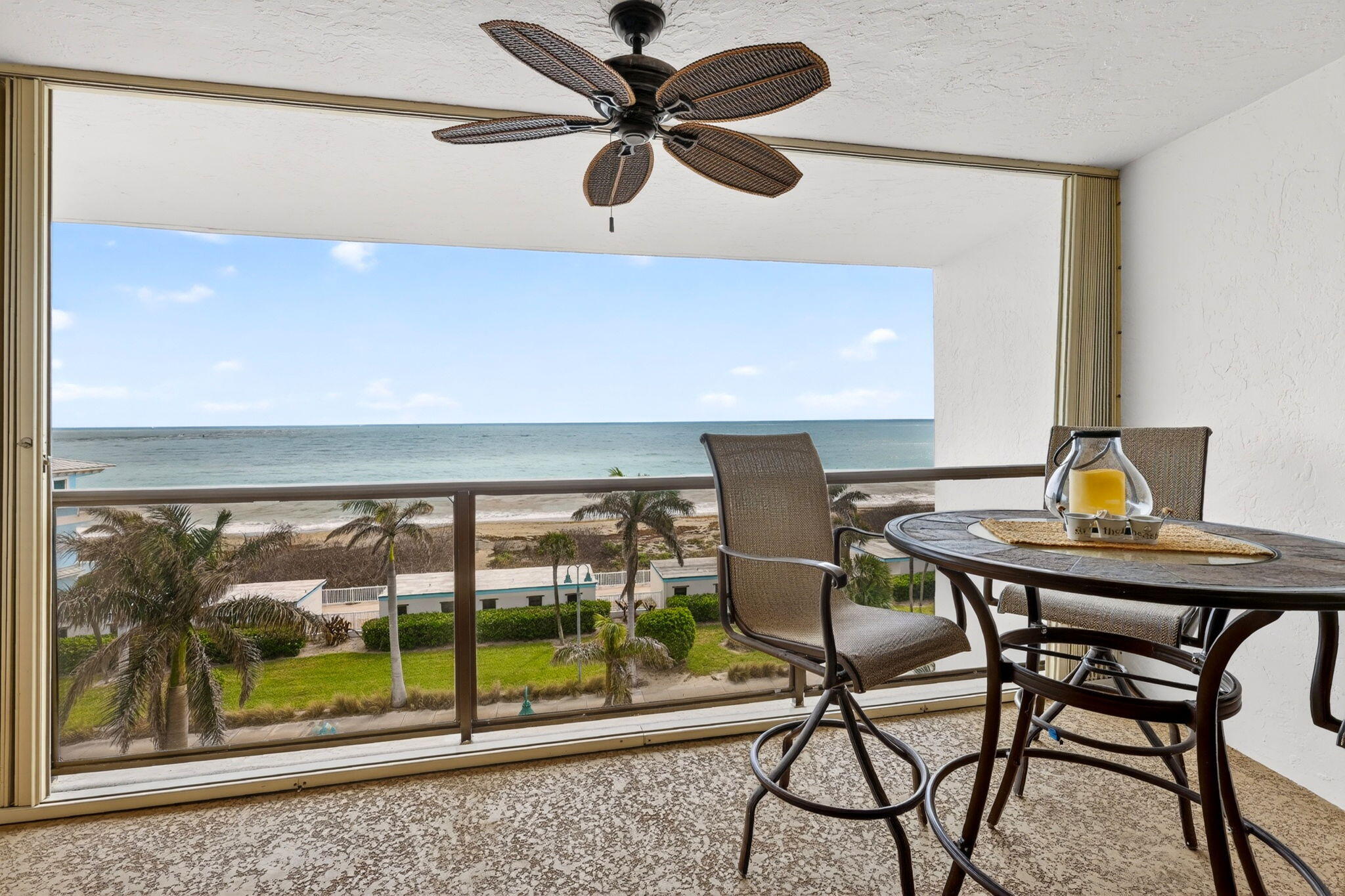 355 S Ocean Drive 602 Property Photo 22