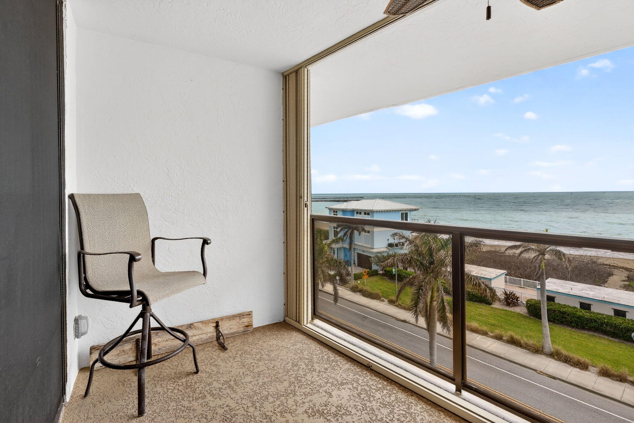355 S Ocean Drive 602 Property Photo 23