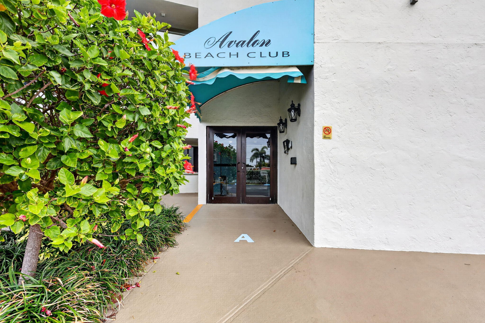 355 S Ocean Drive 602 Property Photo 44
