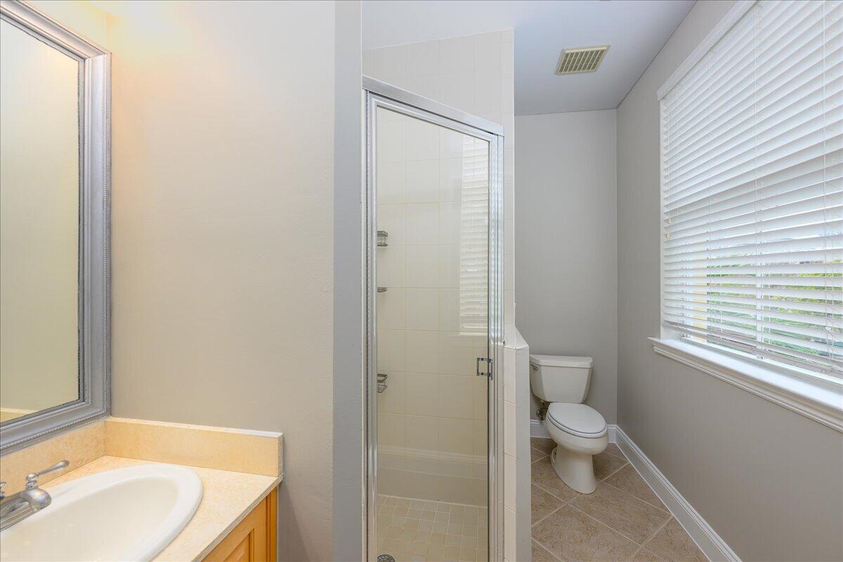 538 Ne 7th Avenue 1 Property Photo 14