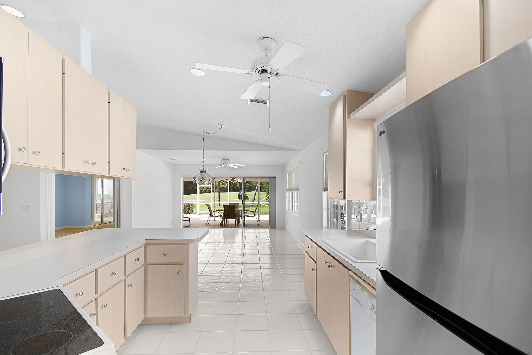7767 Se Spicewood Circle Property Photo 3