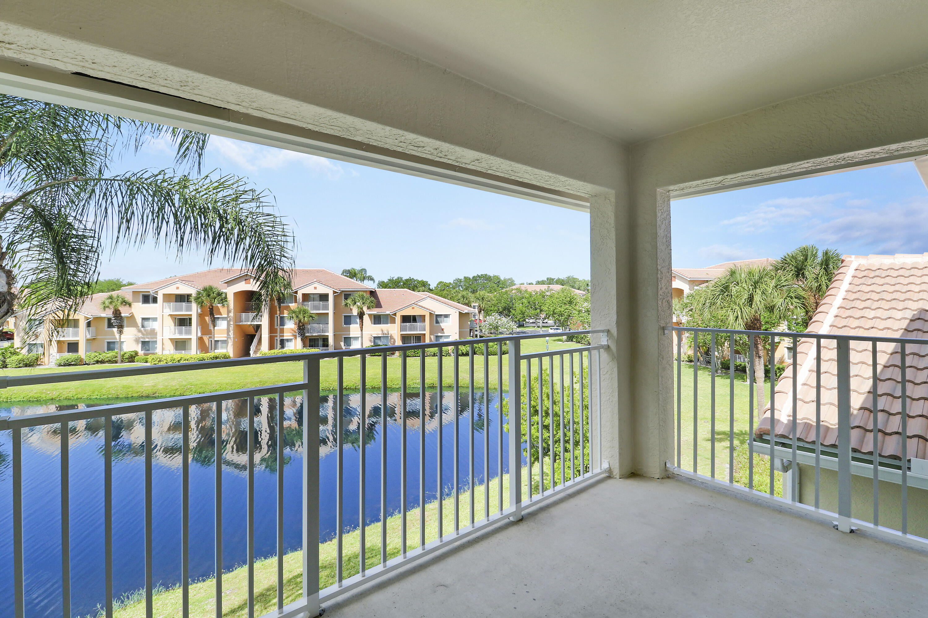 121 Sw Palm Drive Unit 306 Property Photo 10