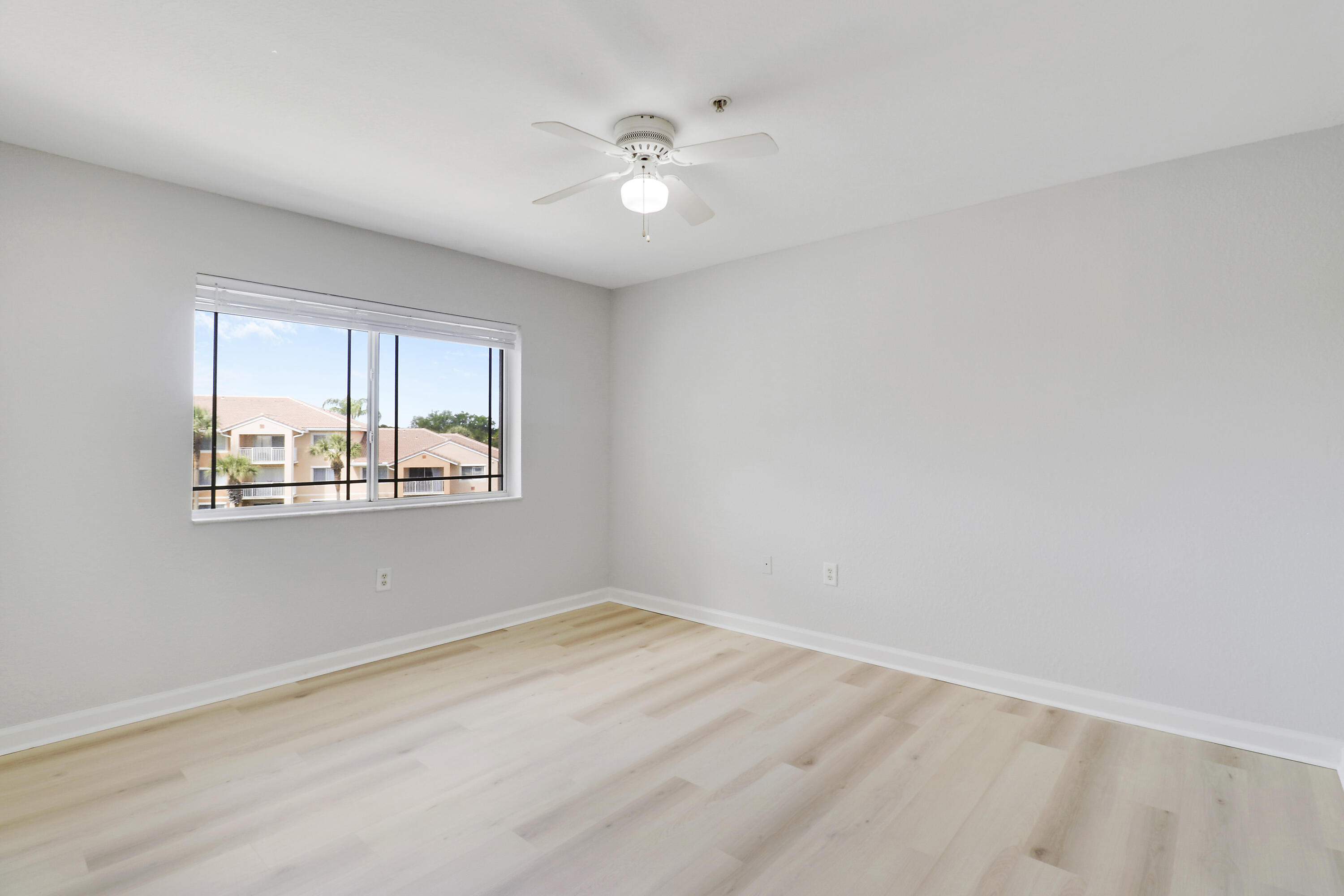 121 Sw Palm Drive Unit 306 Property Photo 23