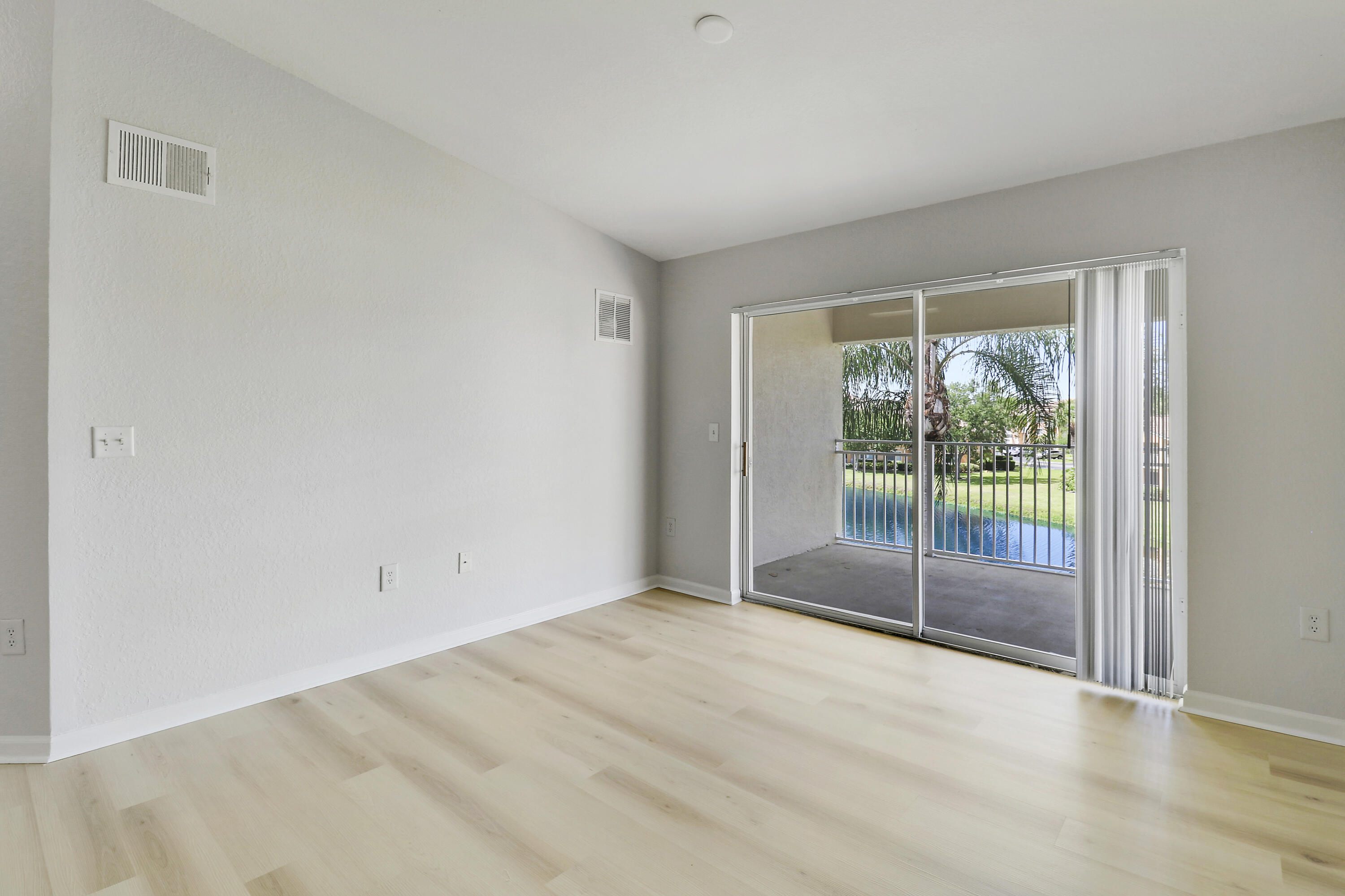 121 Sw Palm Drive Unit 306 Property Photo 37