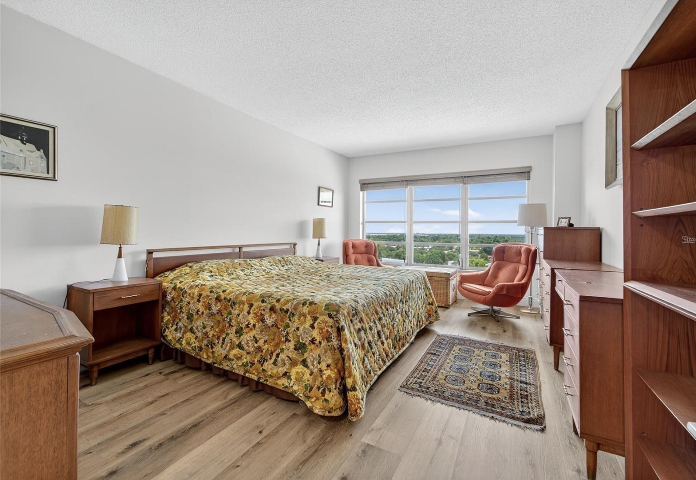 10777 W Sample Road 1212 Property Photo 14
