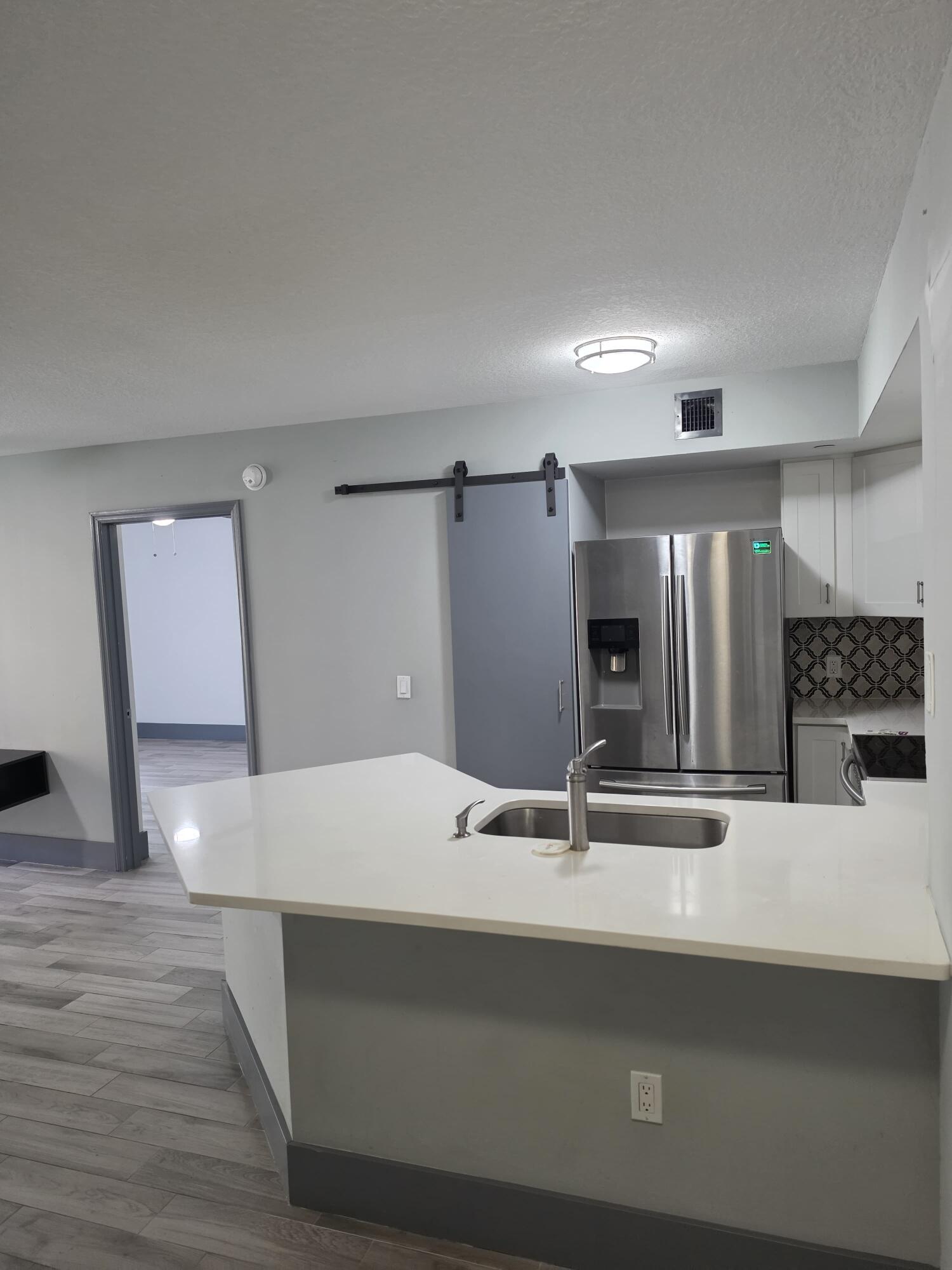 4211 San Marino Boulevard 105 Property Photo 7