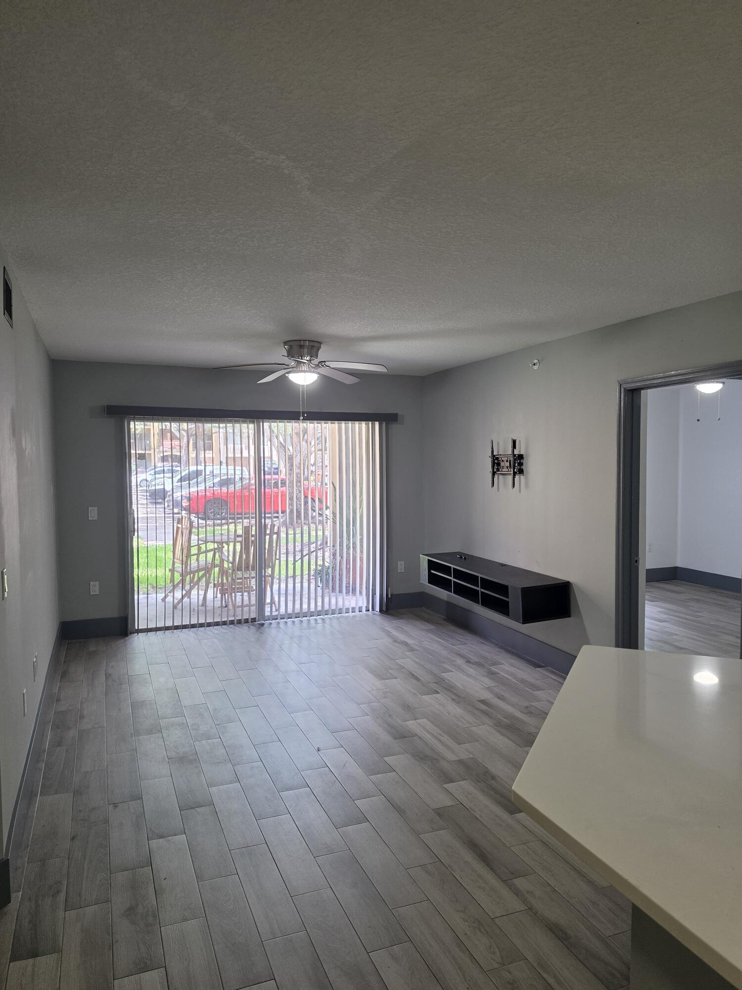 4211 San Marino Boulevard 105 Property Photo 9